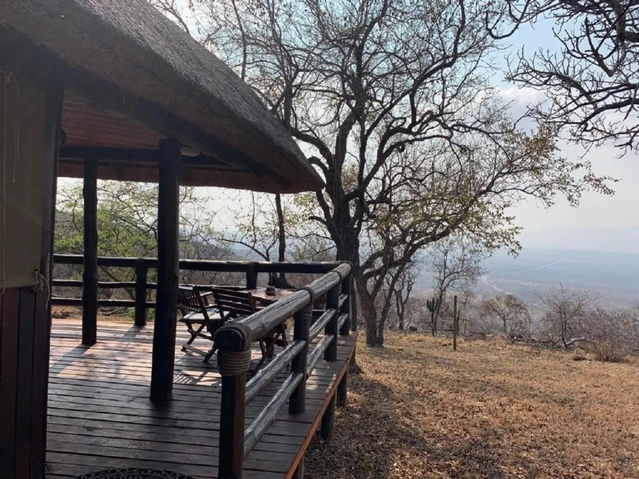 Balcony/Terrace in Shayamoya Tiger Fishing and Game Lodge