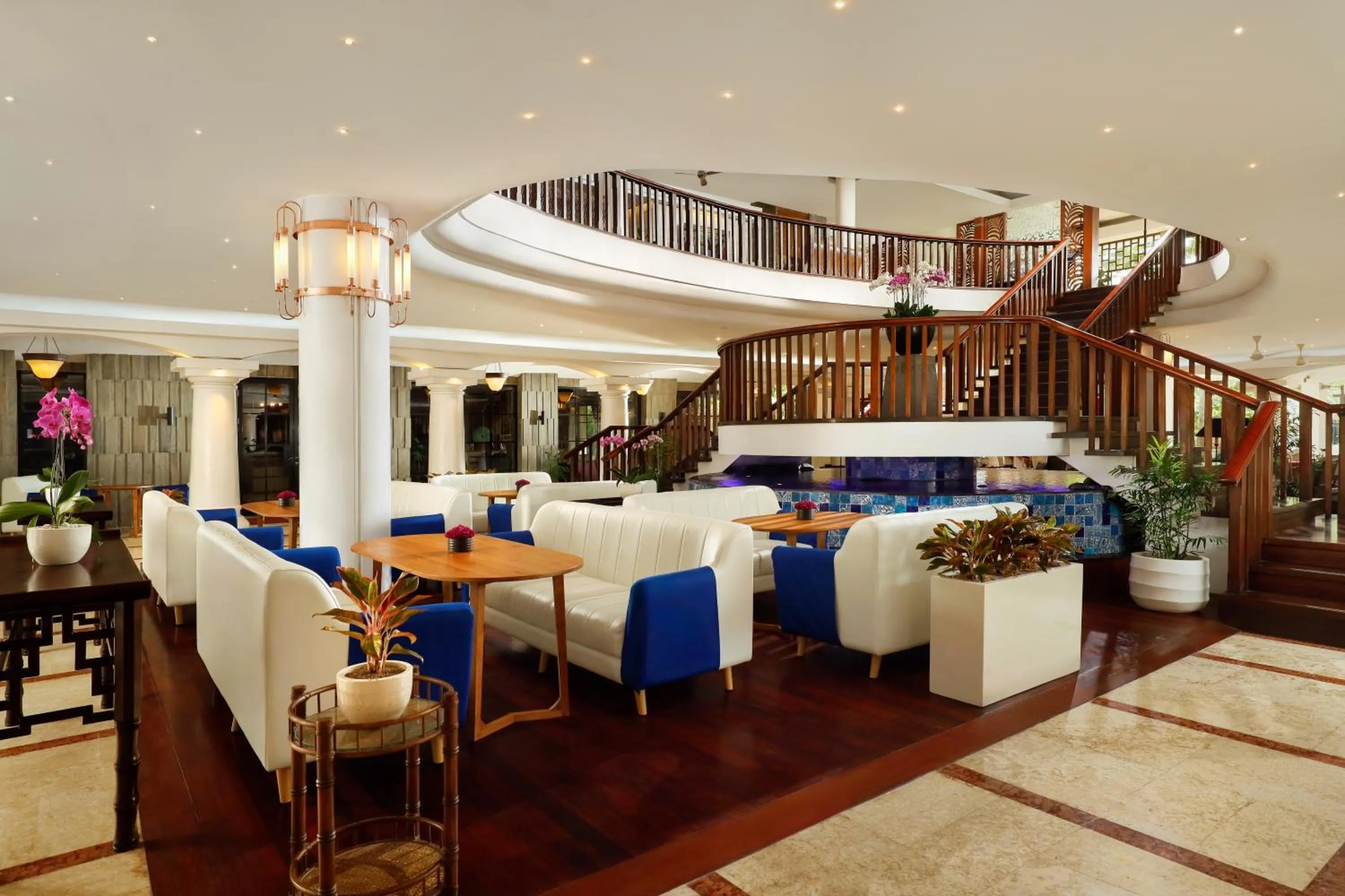 Restaurant/places to eat in Bali Dynasty Resort