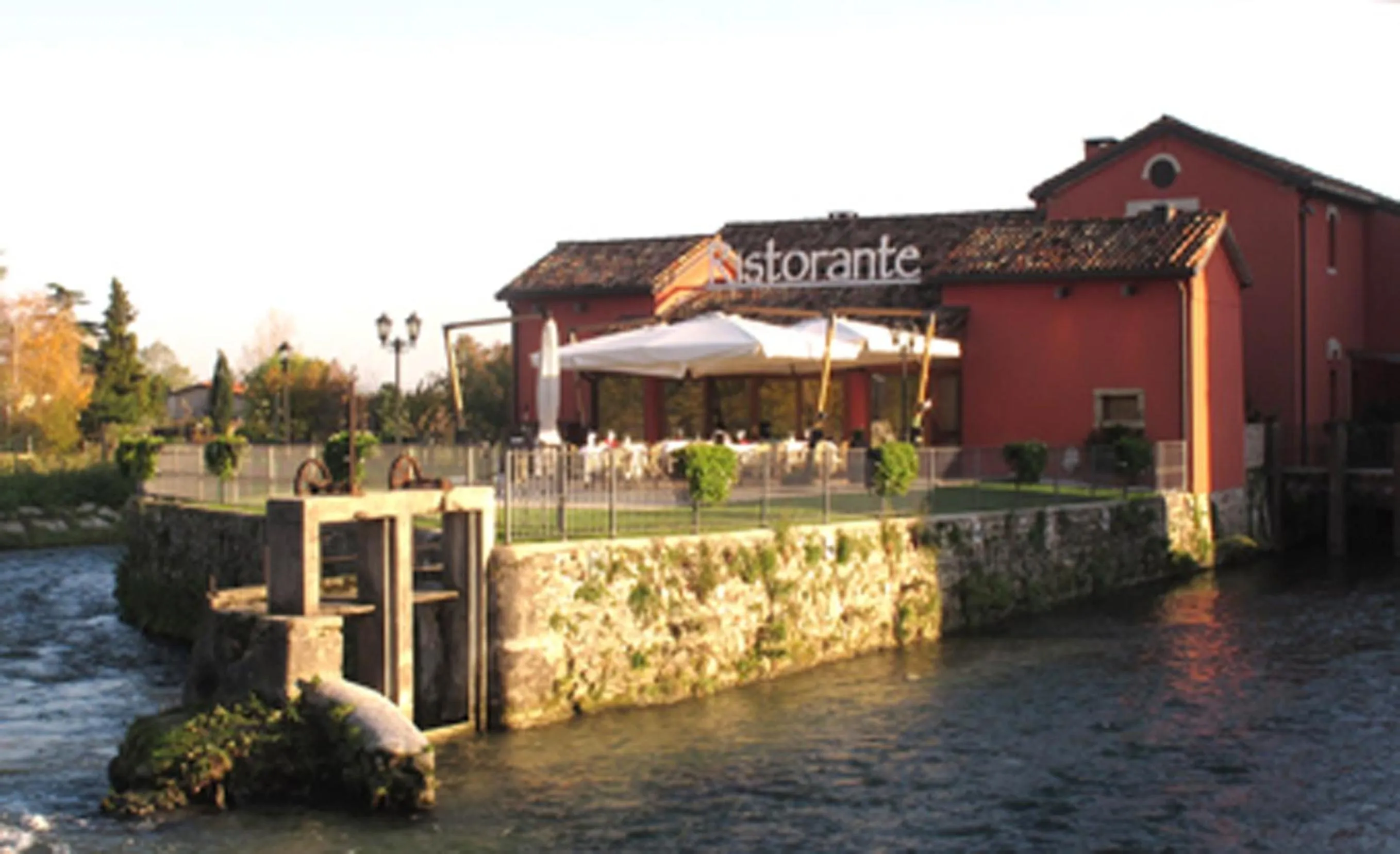 Property building in Hotel Le Macine