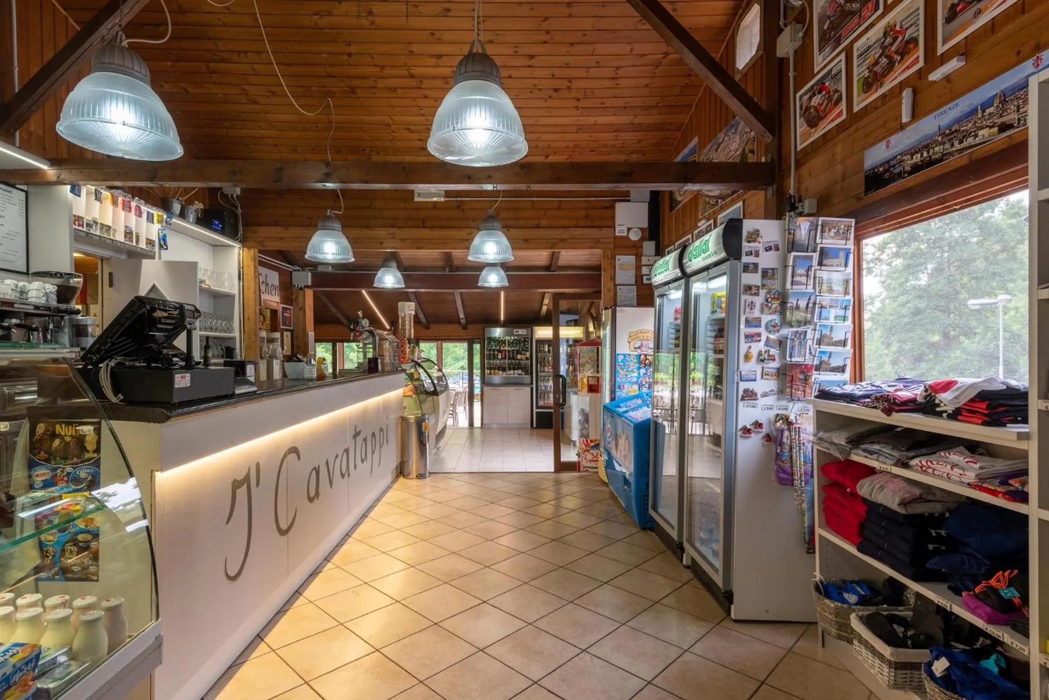 On-site shops in Camping Village Mugello Verde