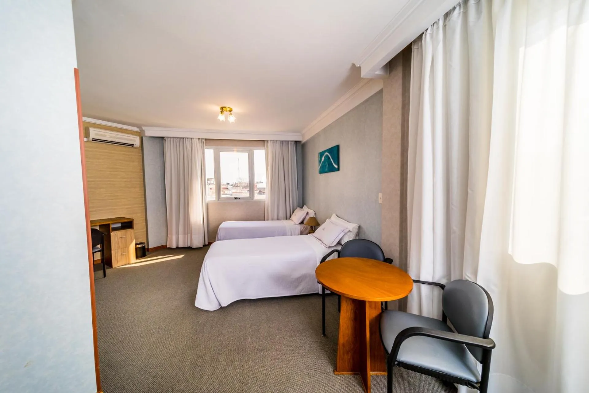 Living room, Bed in Gran Hotel Verona