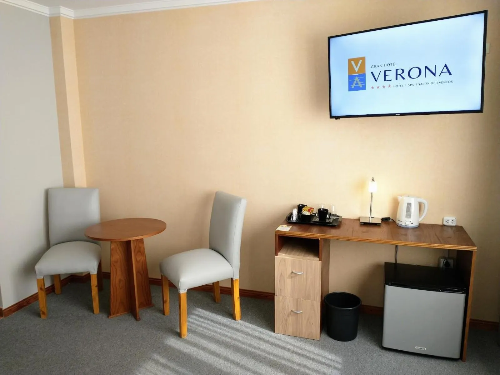 Seating area in Gran Hotel Verona