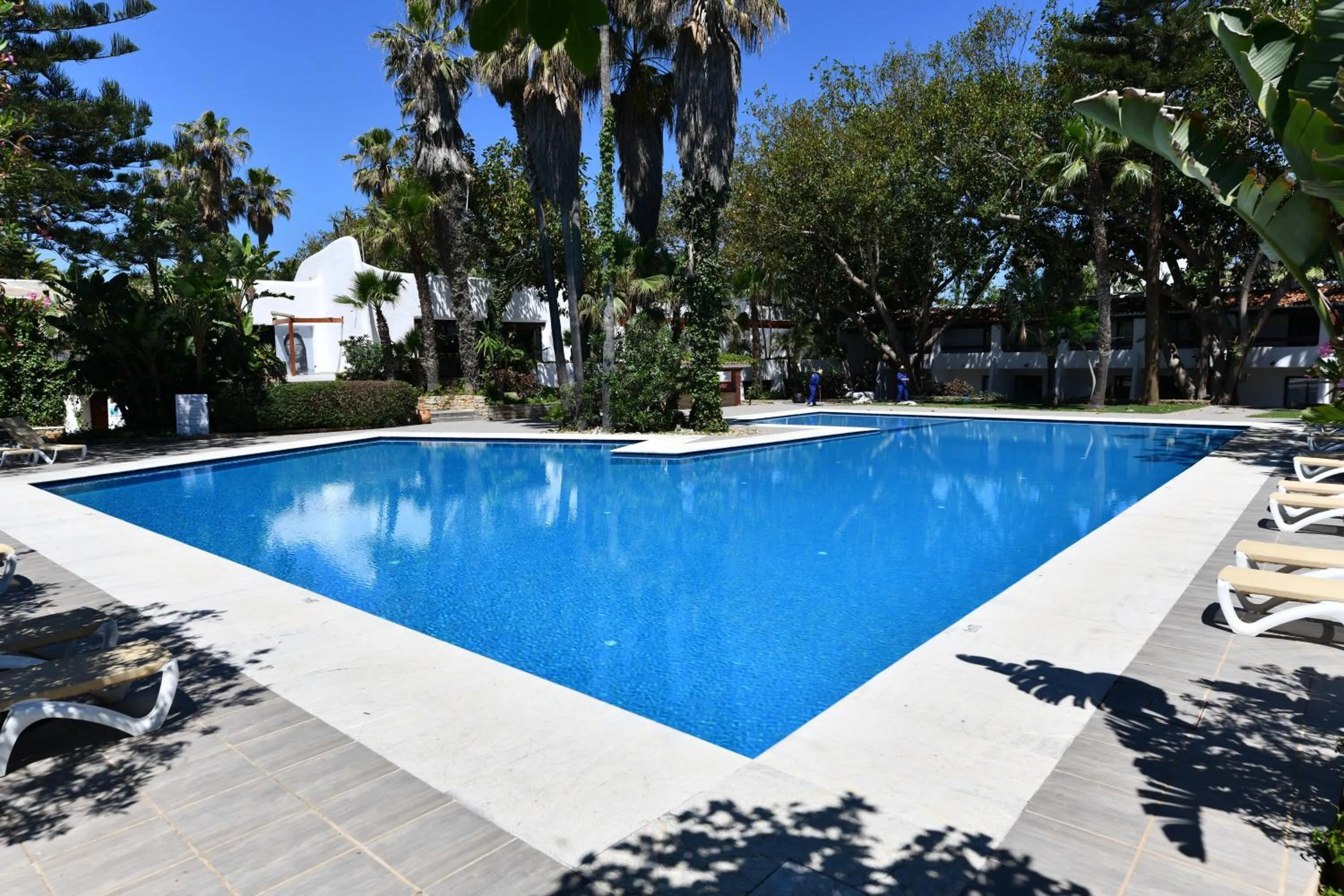 Restaurant/places to eat in Hotel Kabila