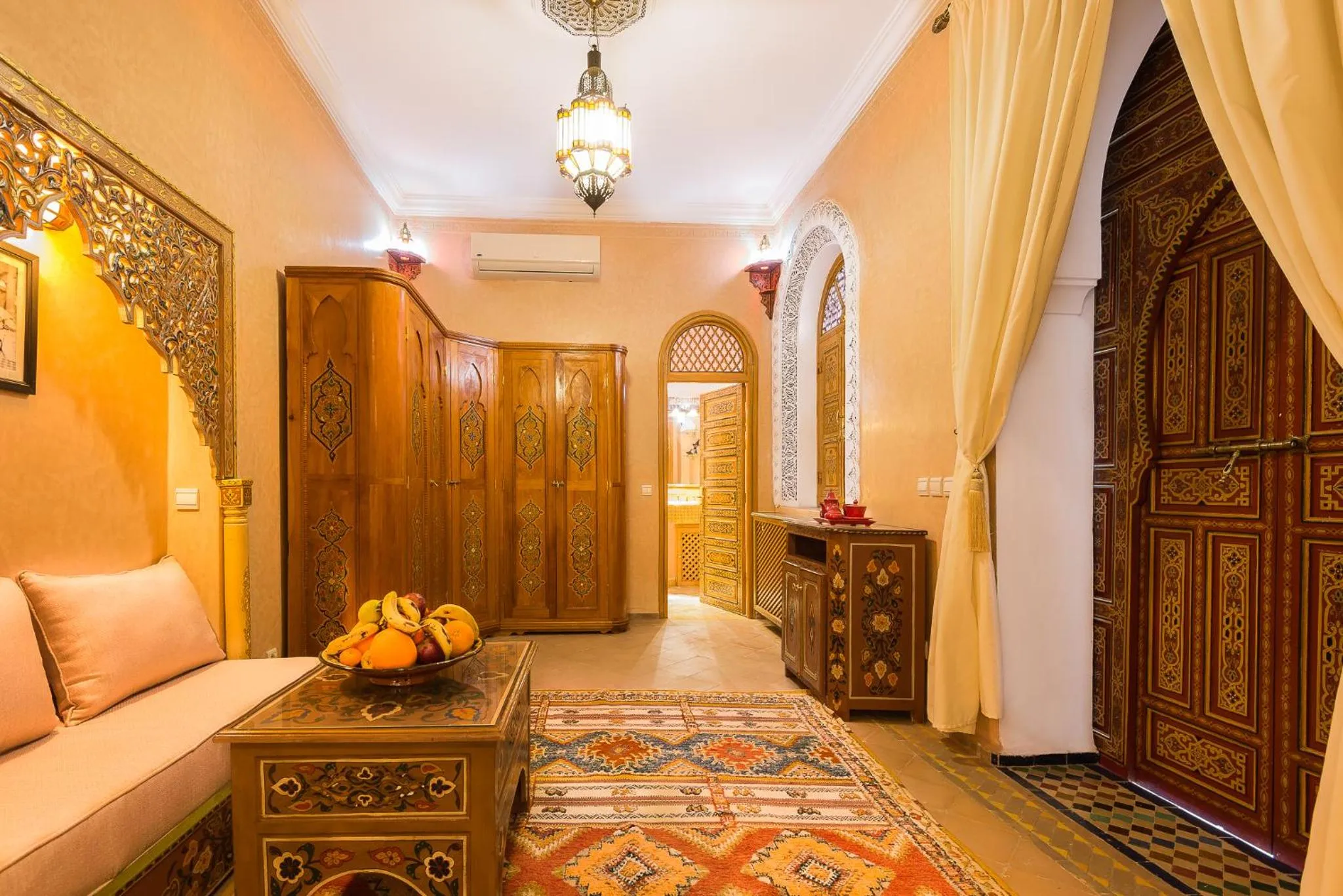 Photo of the whole room in Riad Tahyra