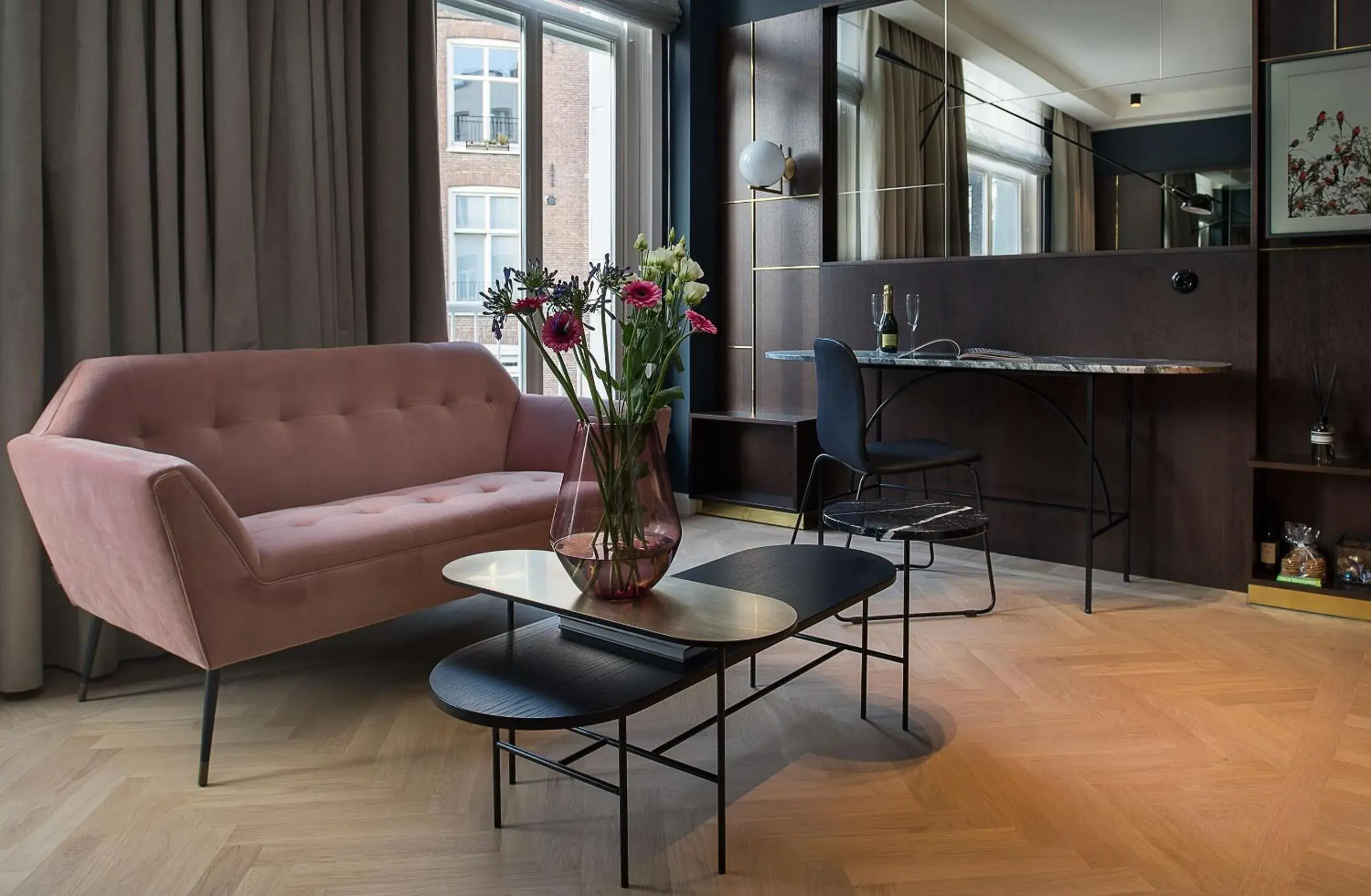 Suite with Garden View in Spinoza Suites Suite with Garden View in Spinoza Suites