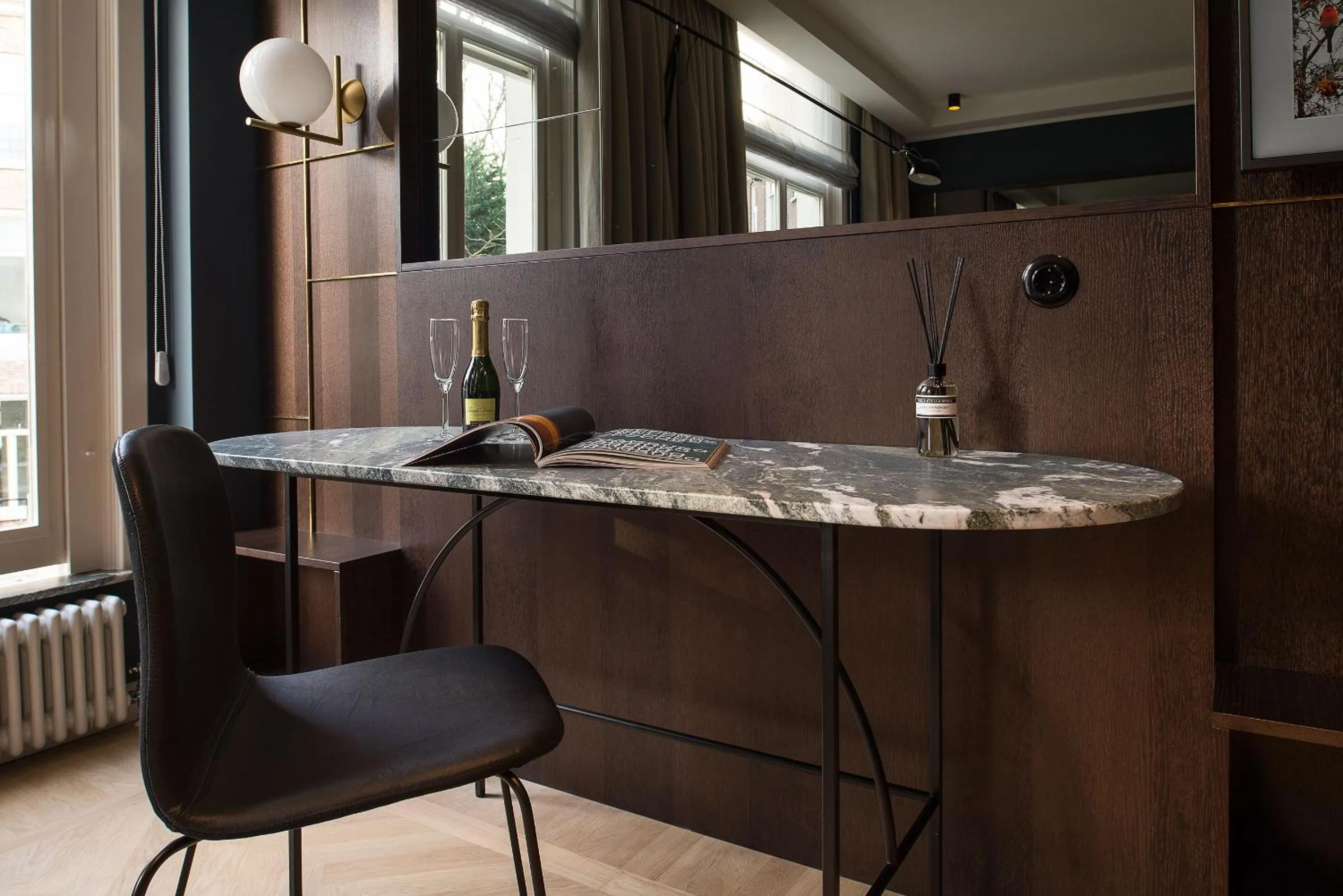 Living room in Spinoza Suites