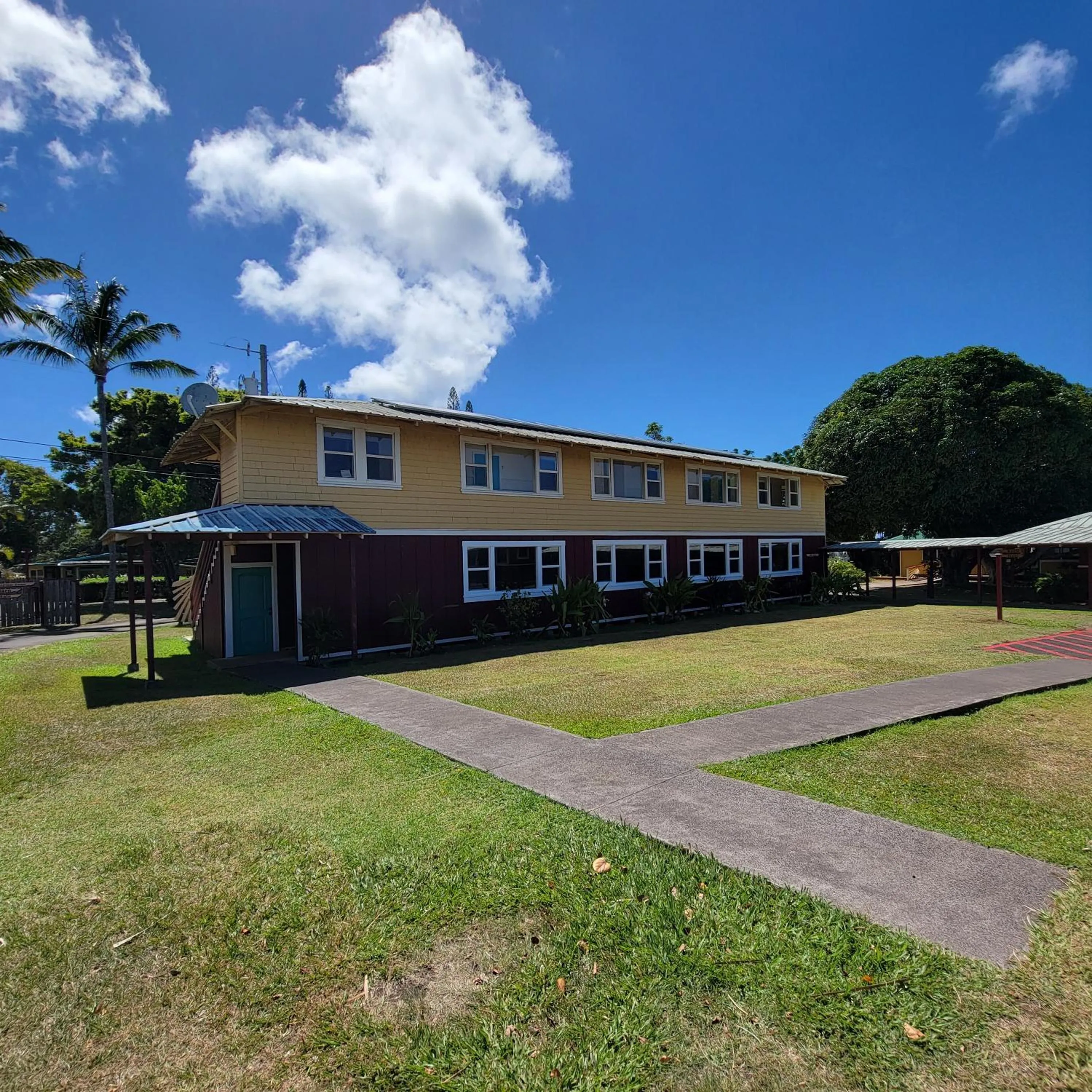 Property building in Kohala Village INN
