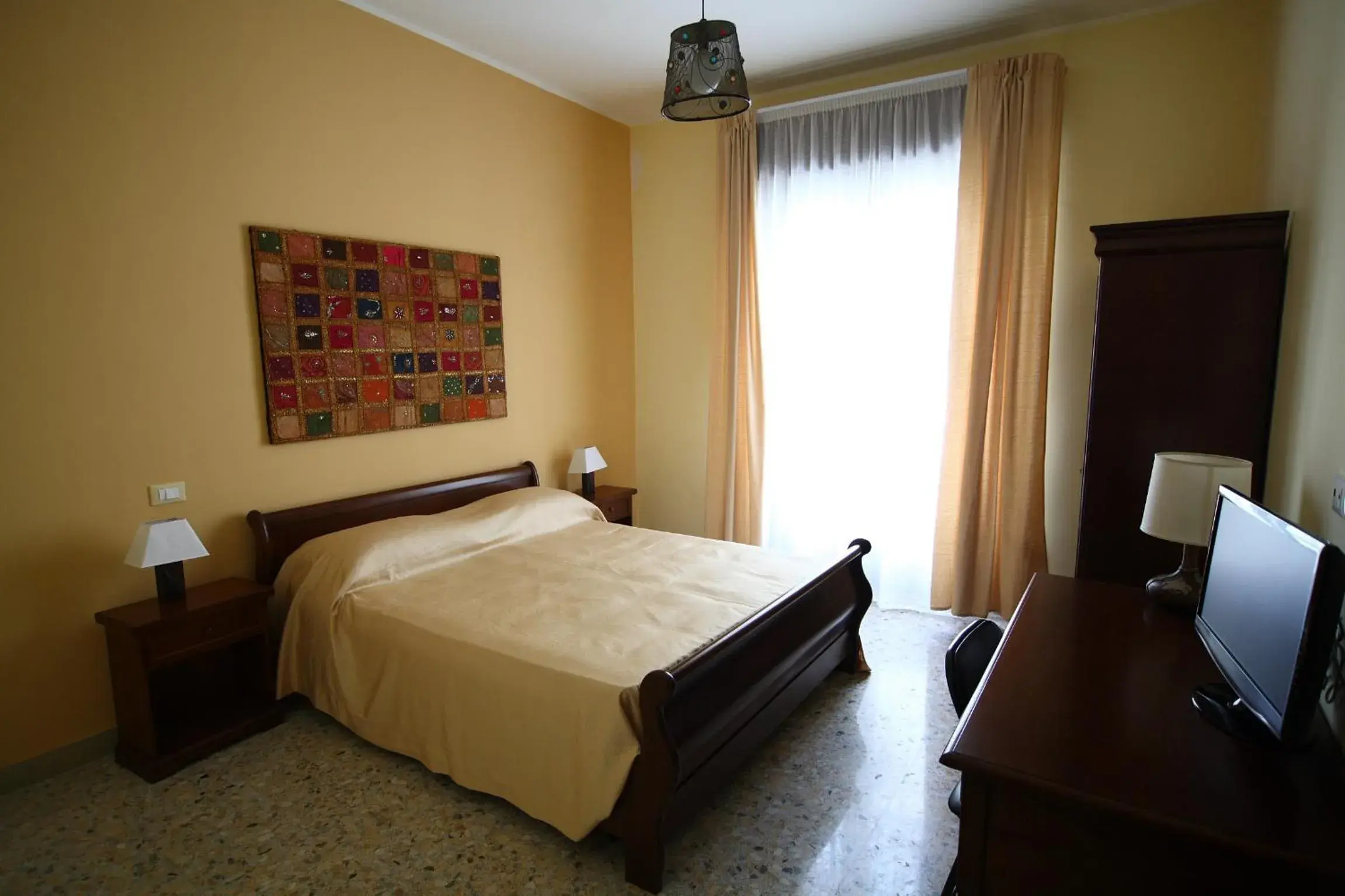 Large Double Room - single occupancy in Abacus Large Double Room - single occupancy in Abacus