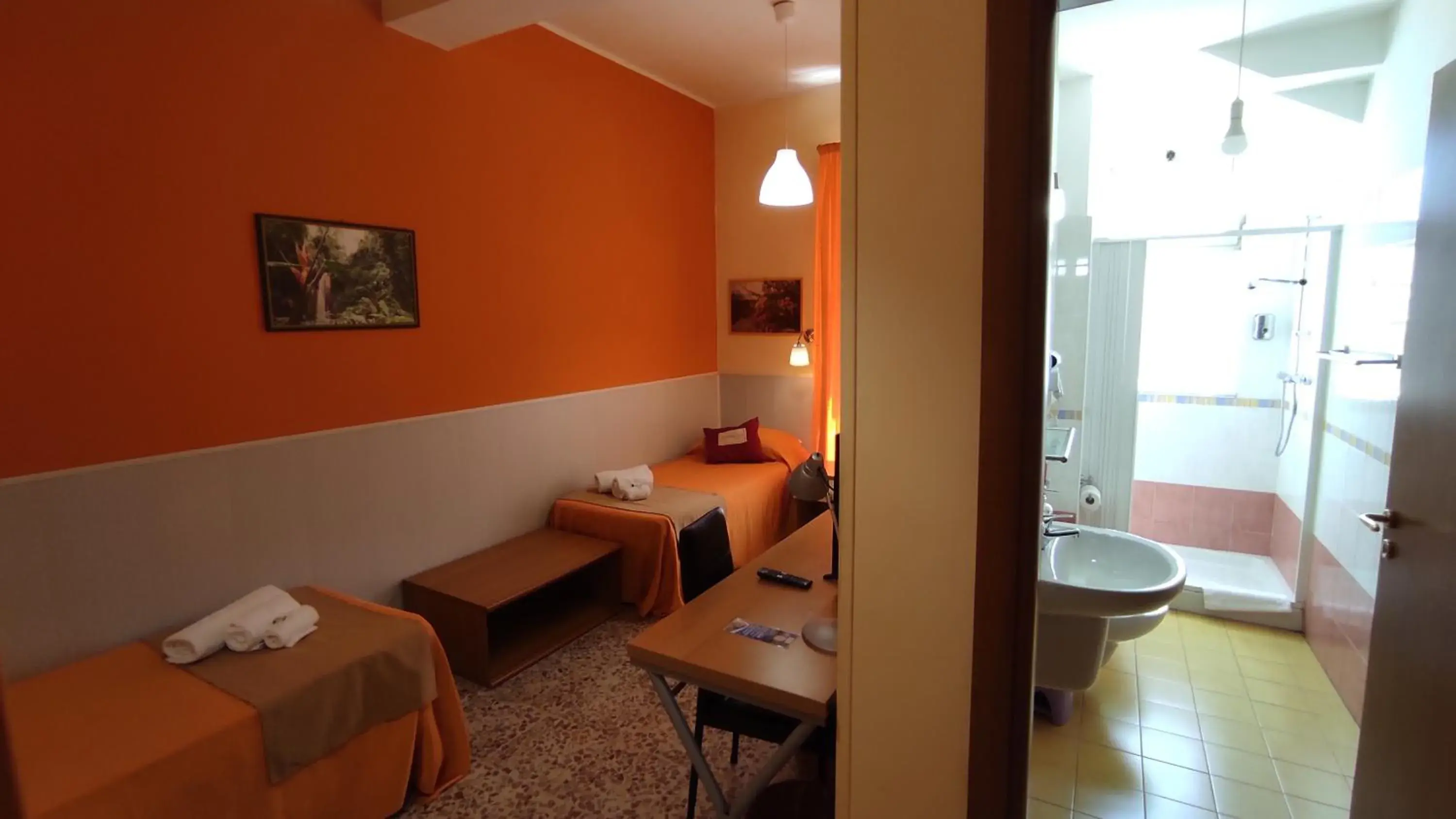 Twin Room - single occupancy in Abacus Twin Room - single occupancy in Abacus