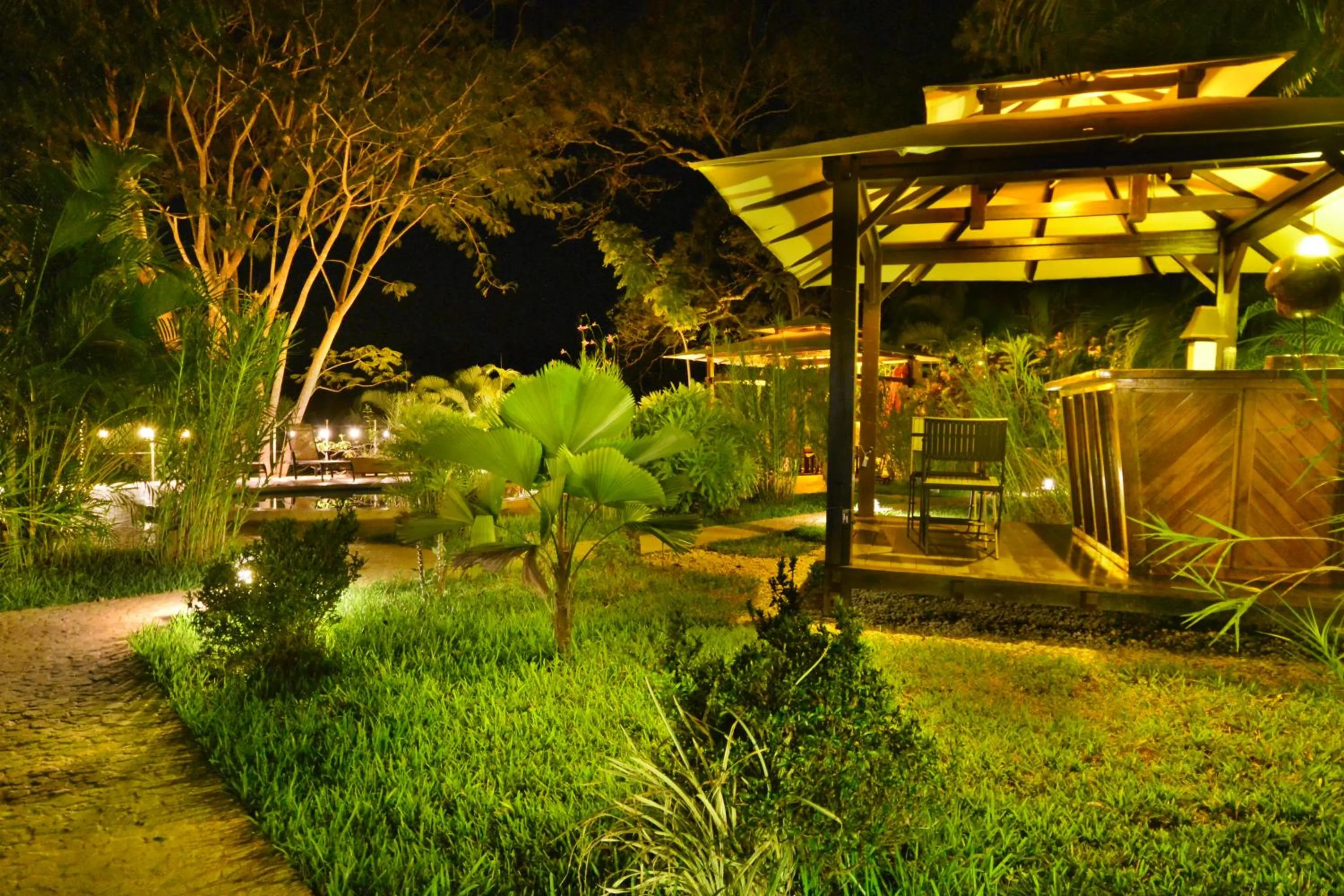 Night in Lodge Margouillat