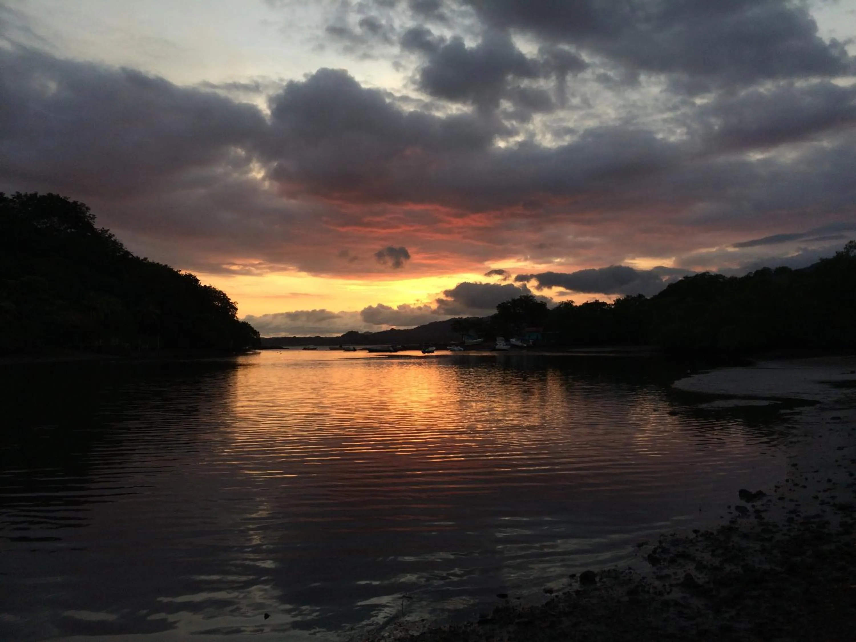 Sunset in Lodge Margouillat