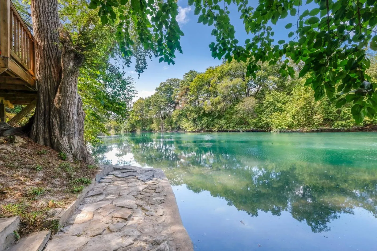 River view in Lamb's Rest Inn