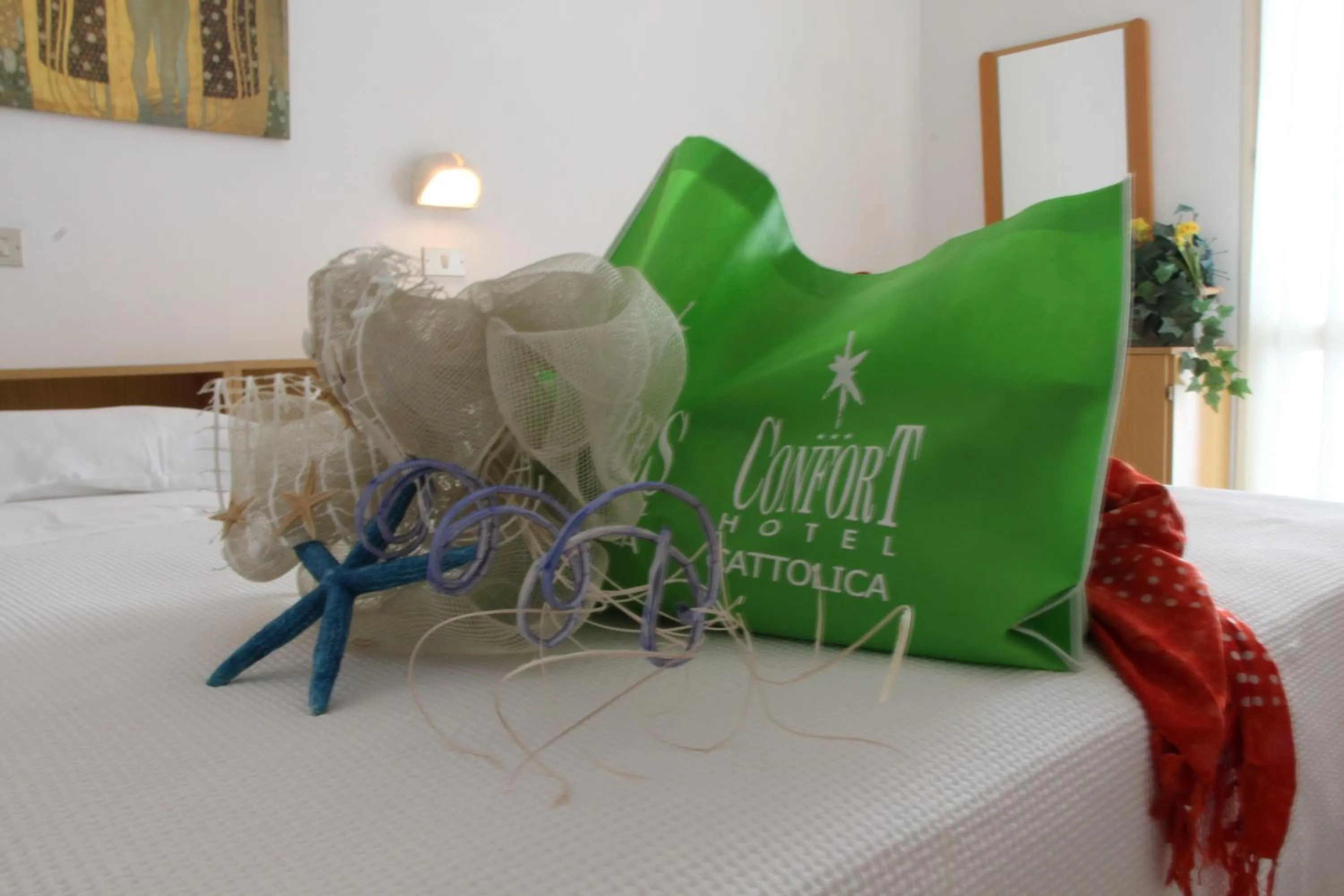 Bedroom, Bed in Hotel Confort