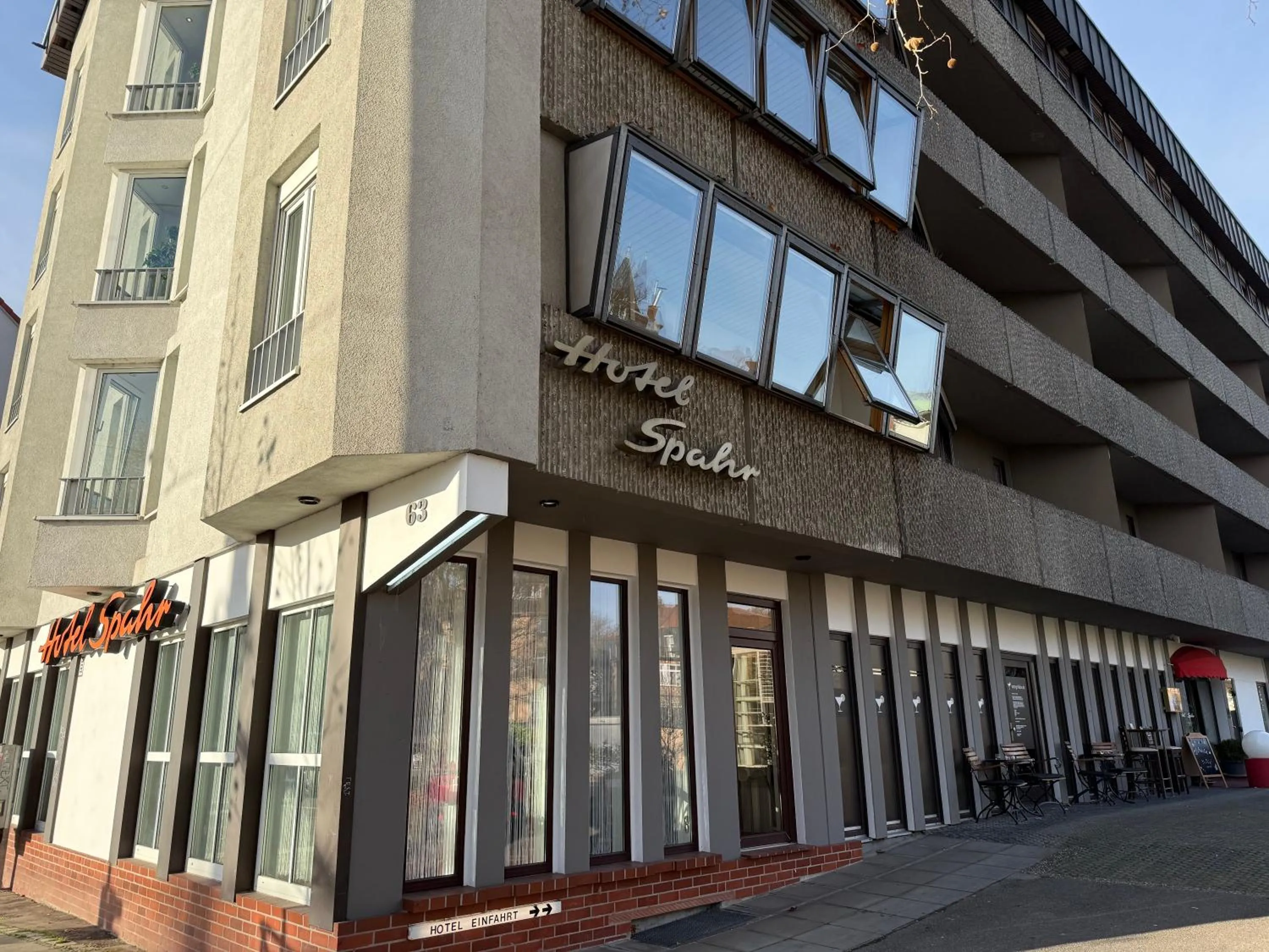 Property building in Hotel Spahr