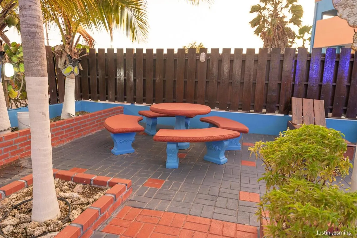 Property building in Nos Krusero Apartments