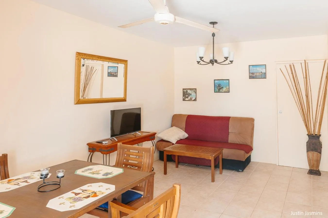 Property building in Nos Krusero Apartments