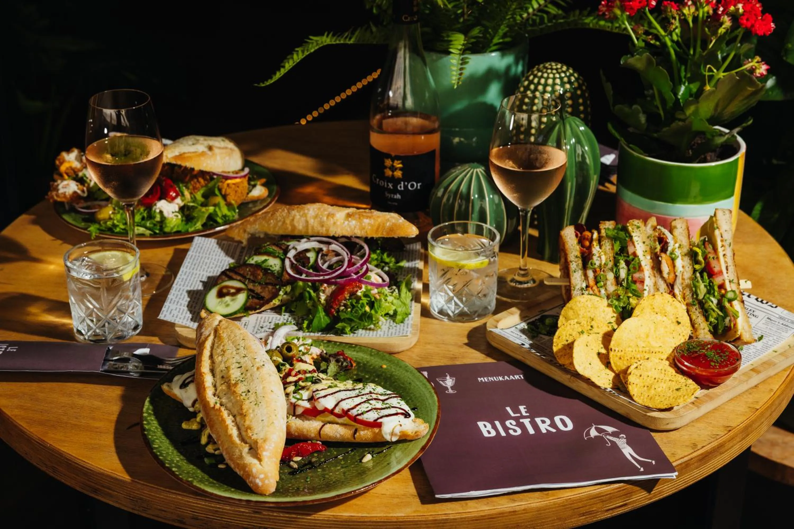 Le Bistro