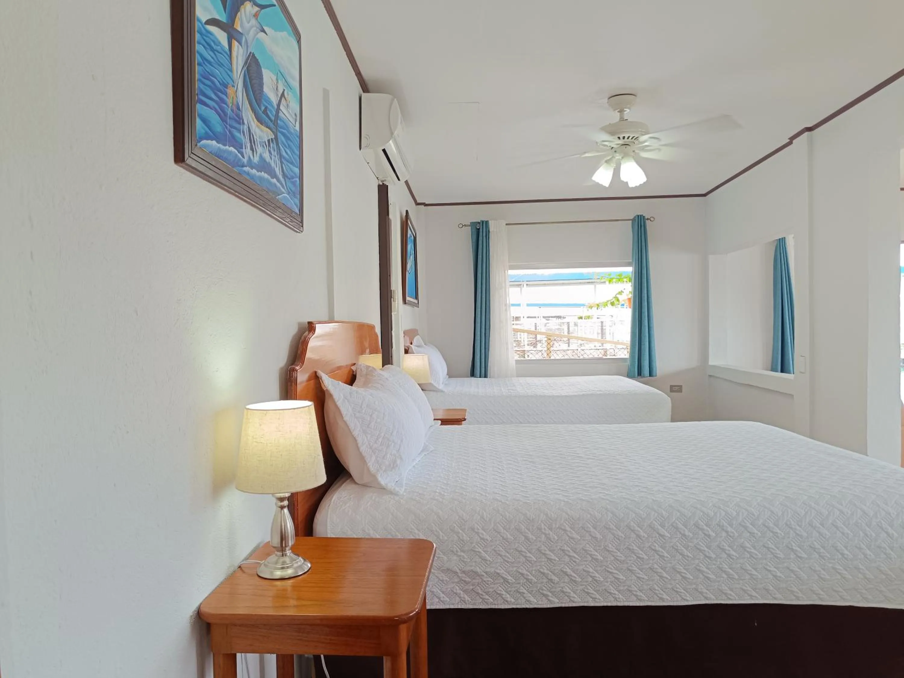 Bed in Banana Bay Marina