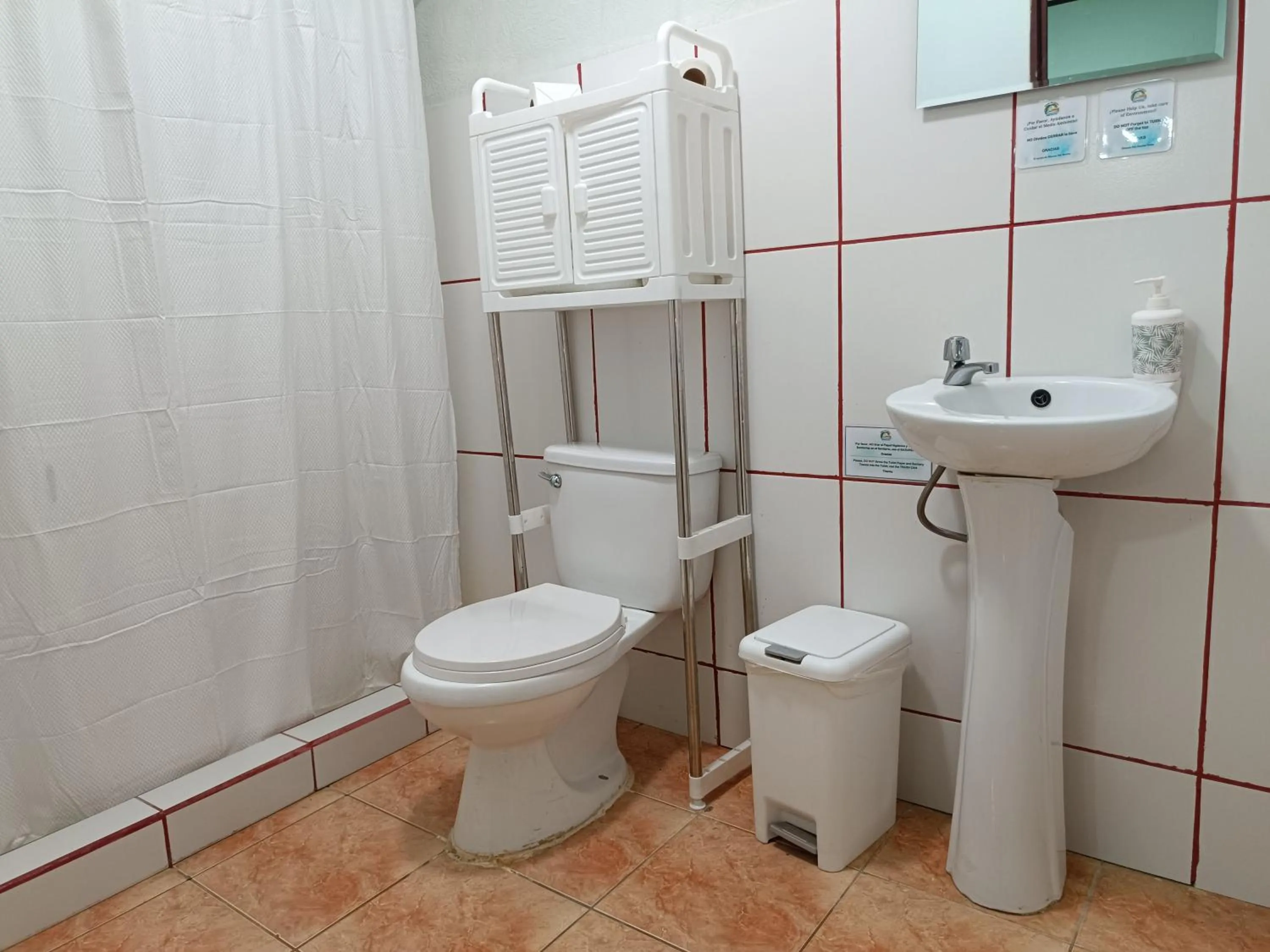 Shower in Banana Bay Marina