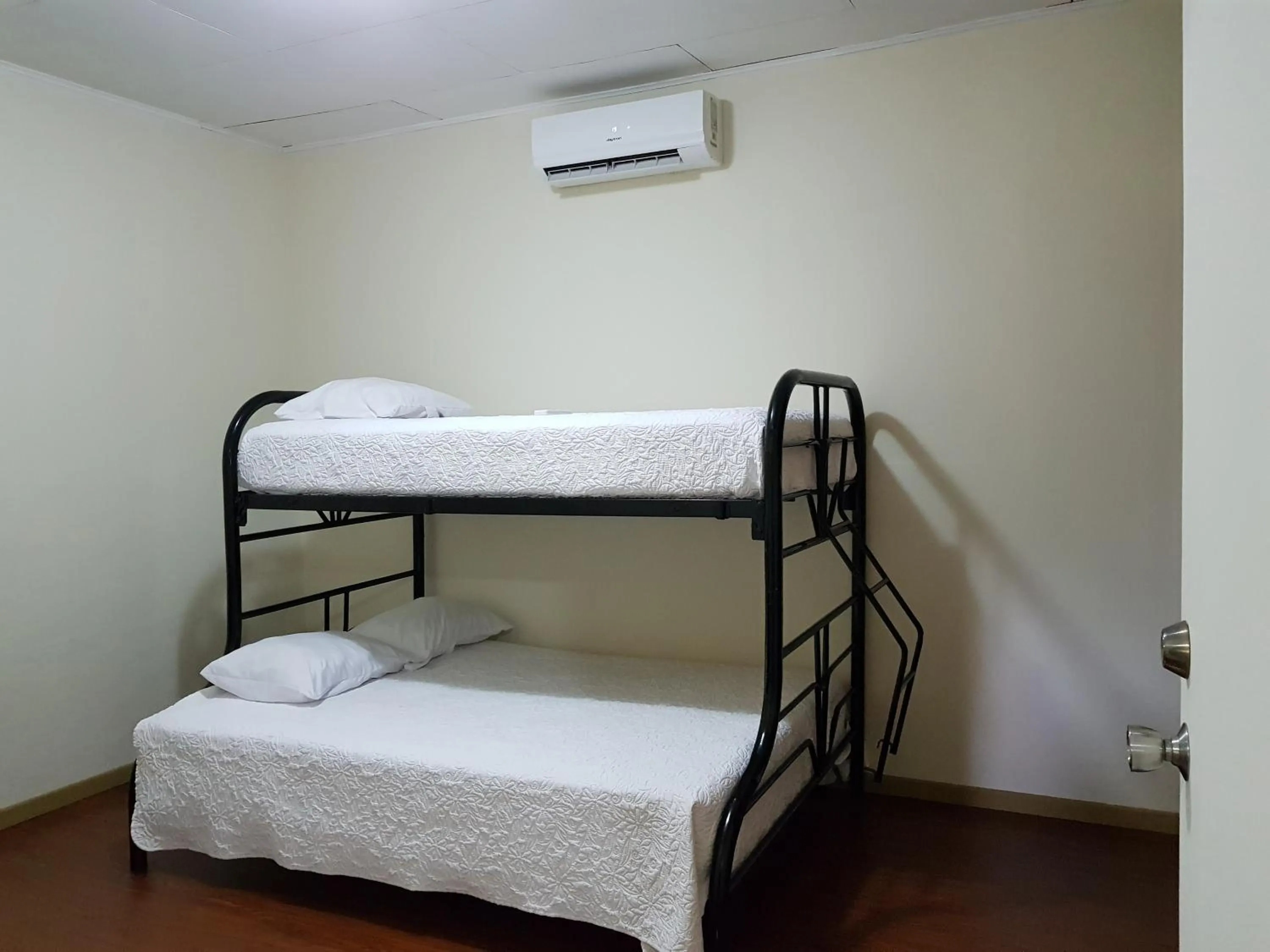 Bed in Banana Bay Marina