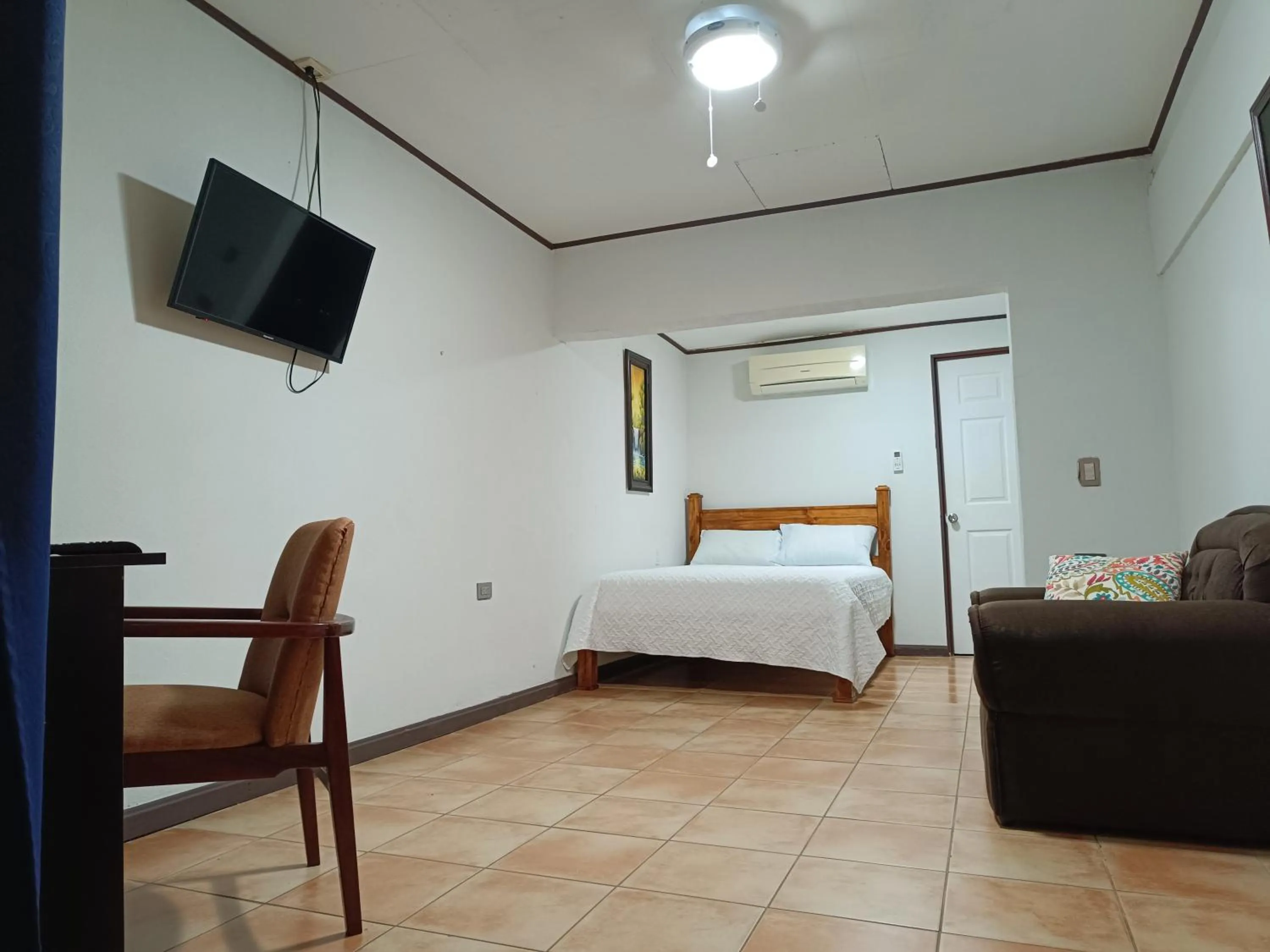 TV and multimedia, Bed in Banana Bay Marina