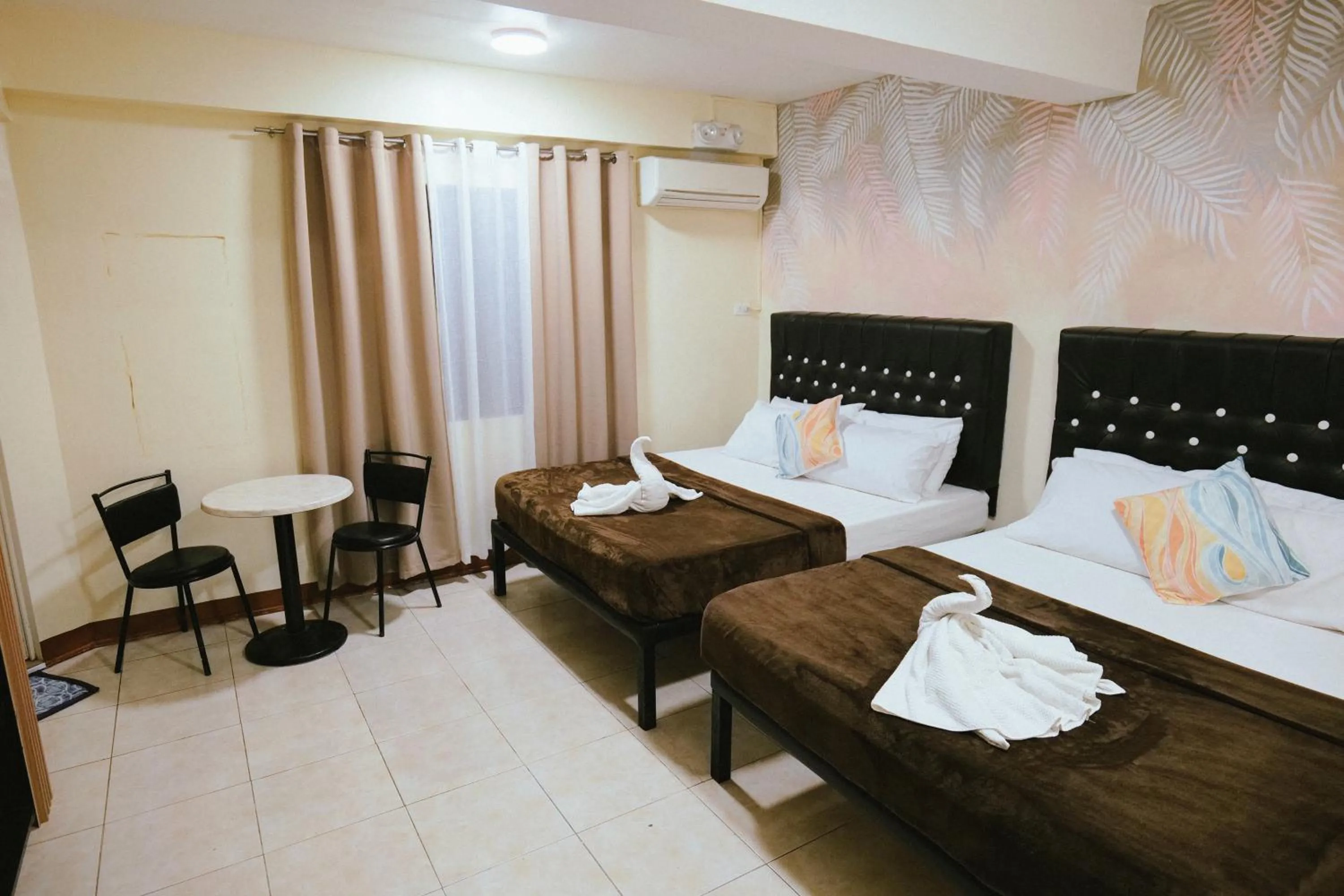 Bedroom, Bed in Boracay Grace Hotel