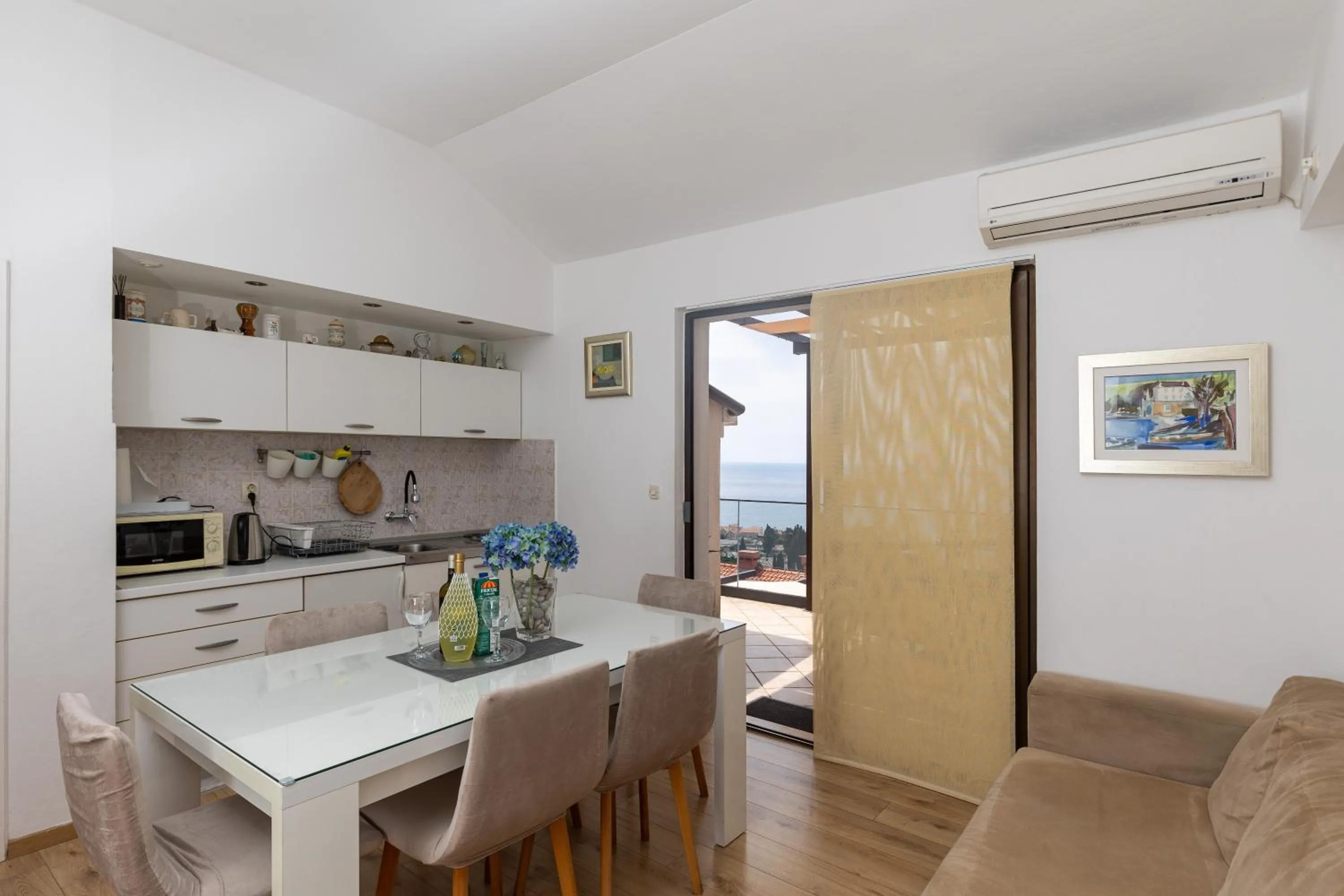 Dining area in Guest House Kono