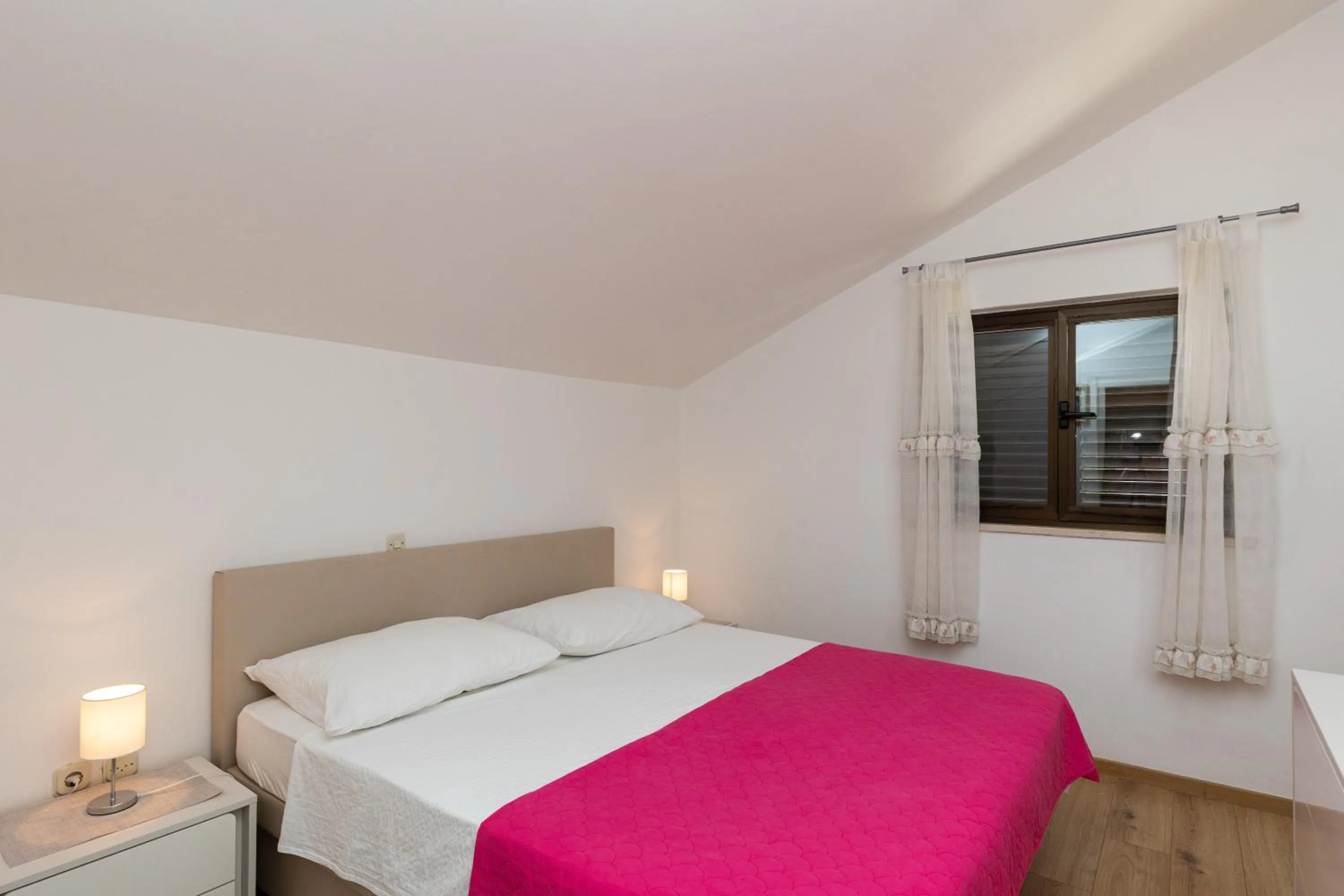 Bedroom, Bed in Guest House Kono