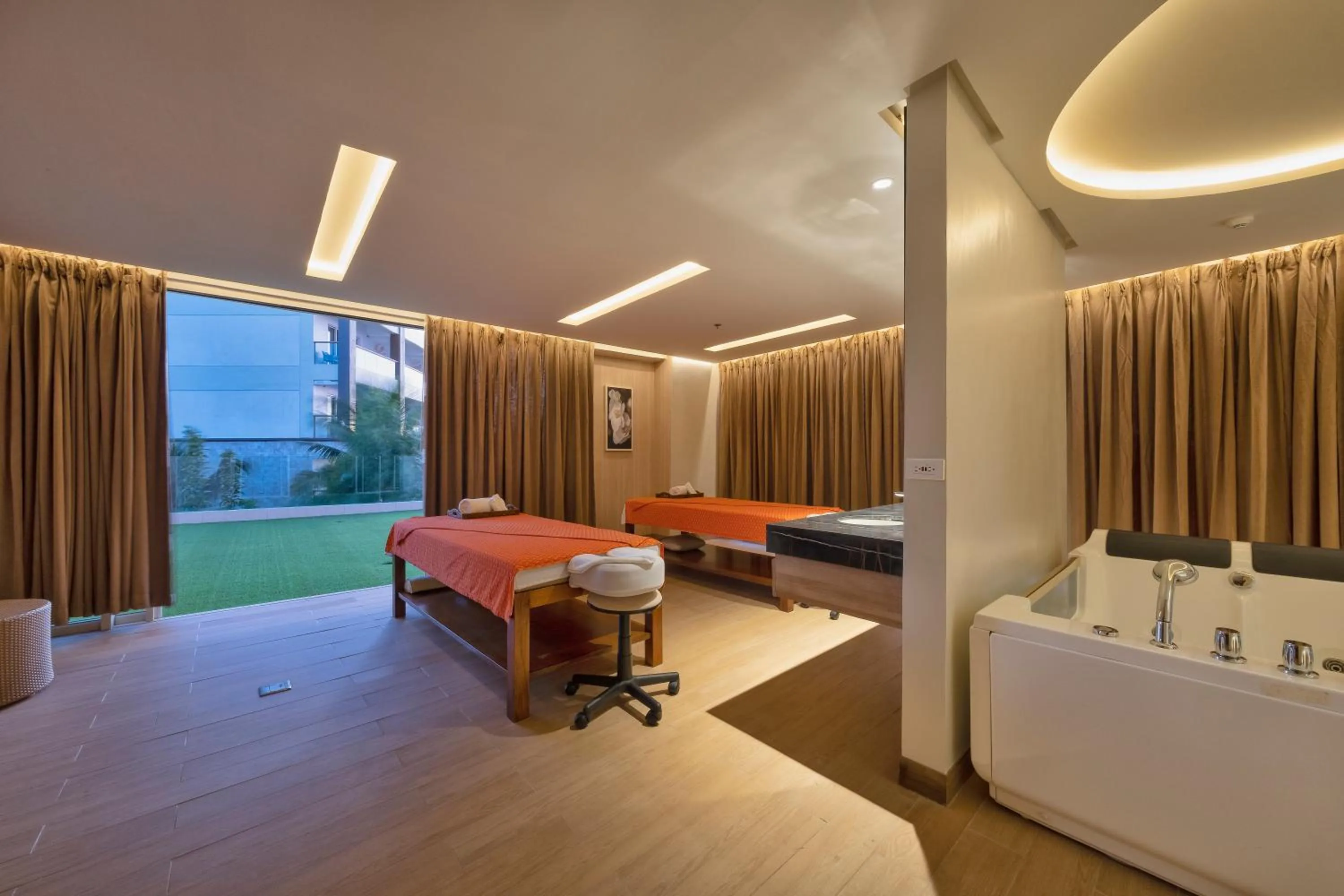 Spa and wellness centre/facilities, Bed in Dusit Thani Mactan Cebu Resort