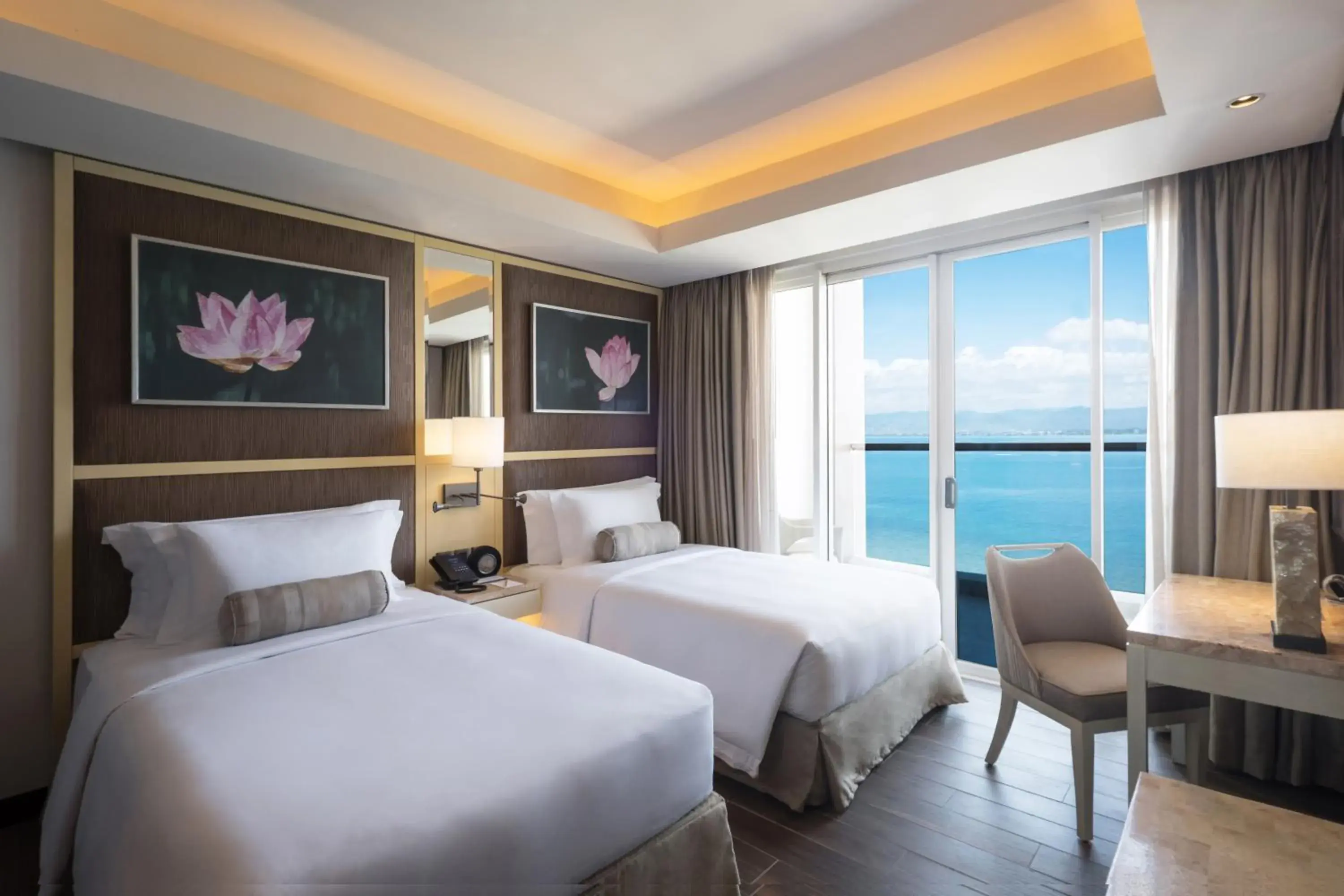 Sea view, Bed in Dusit Thani Mactan Cebu Resort Sea view, Bed in Dusit Thani Mactan Cebu Resort