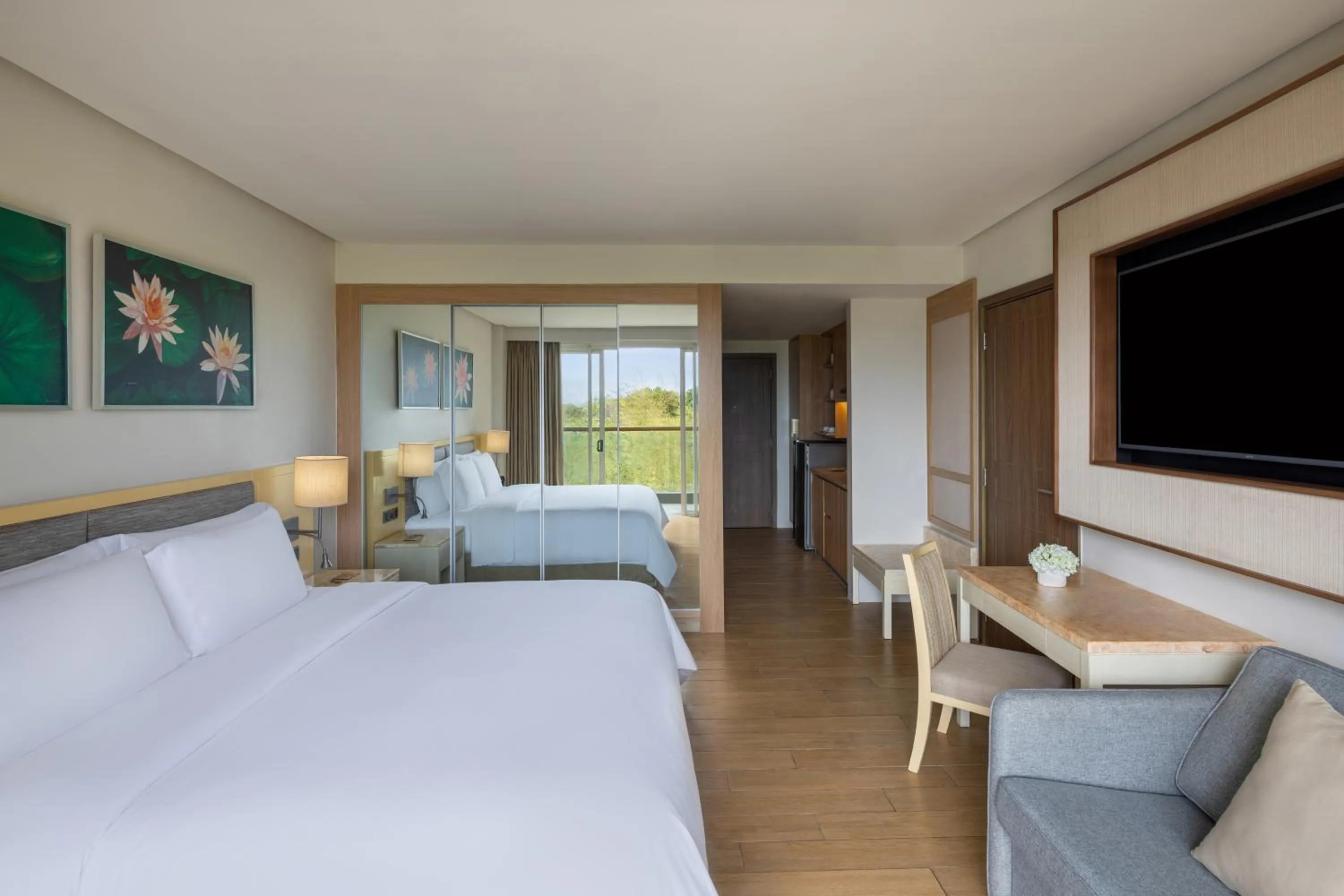 Bedroom, Bed in Dusit Thani Mactan Cebu Resort