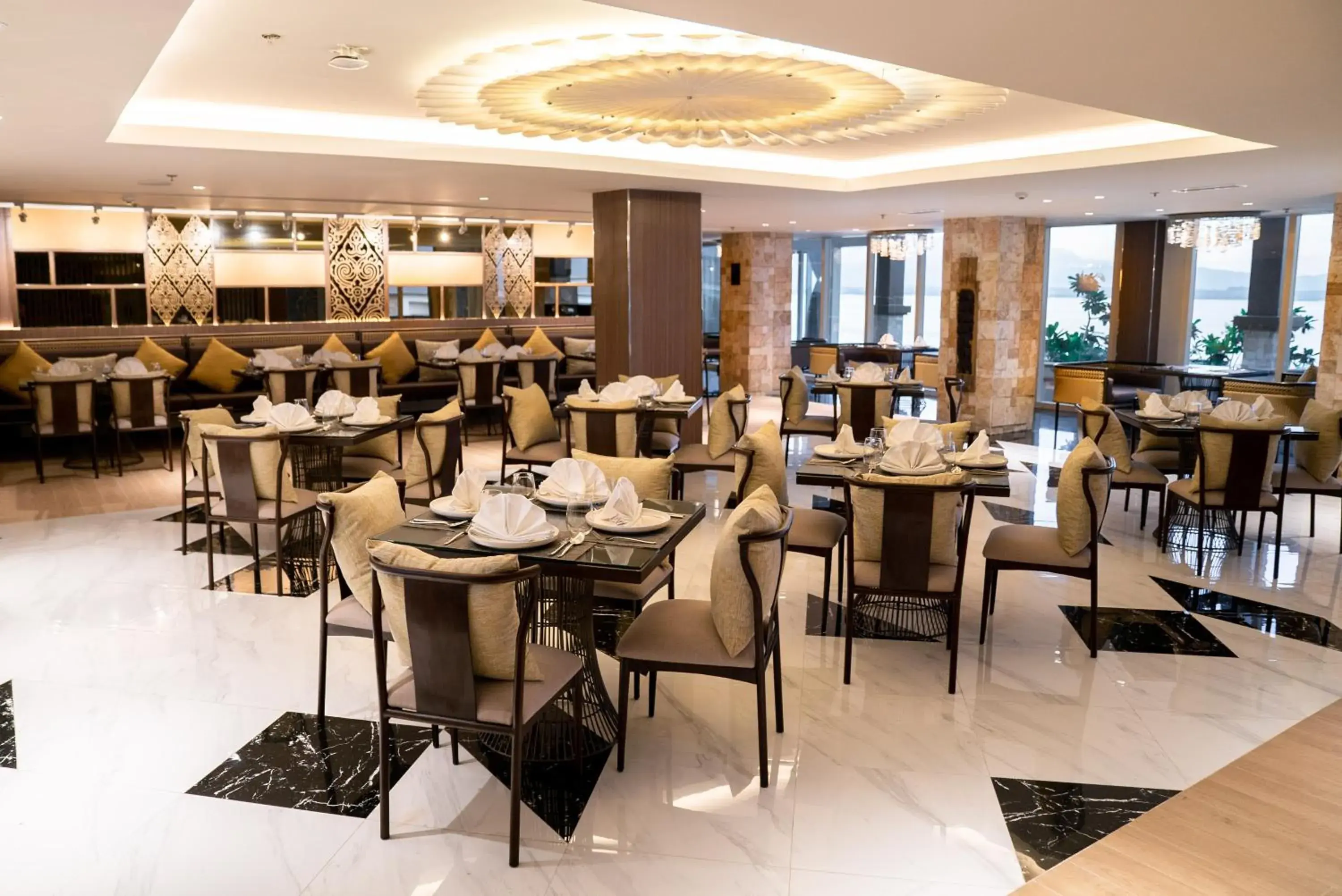 Restaurant/places to eat in Dusit Thani Mactan Cebu Resort Restaurant/places to eat in Dusit Thani Mactan Cebu Resort