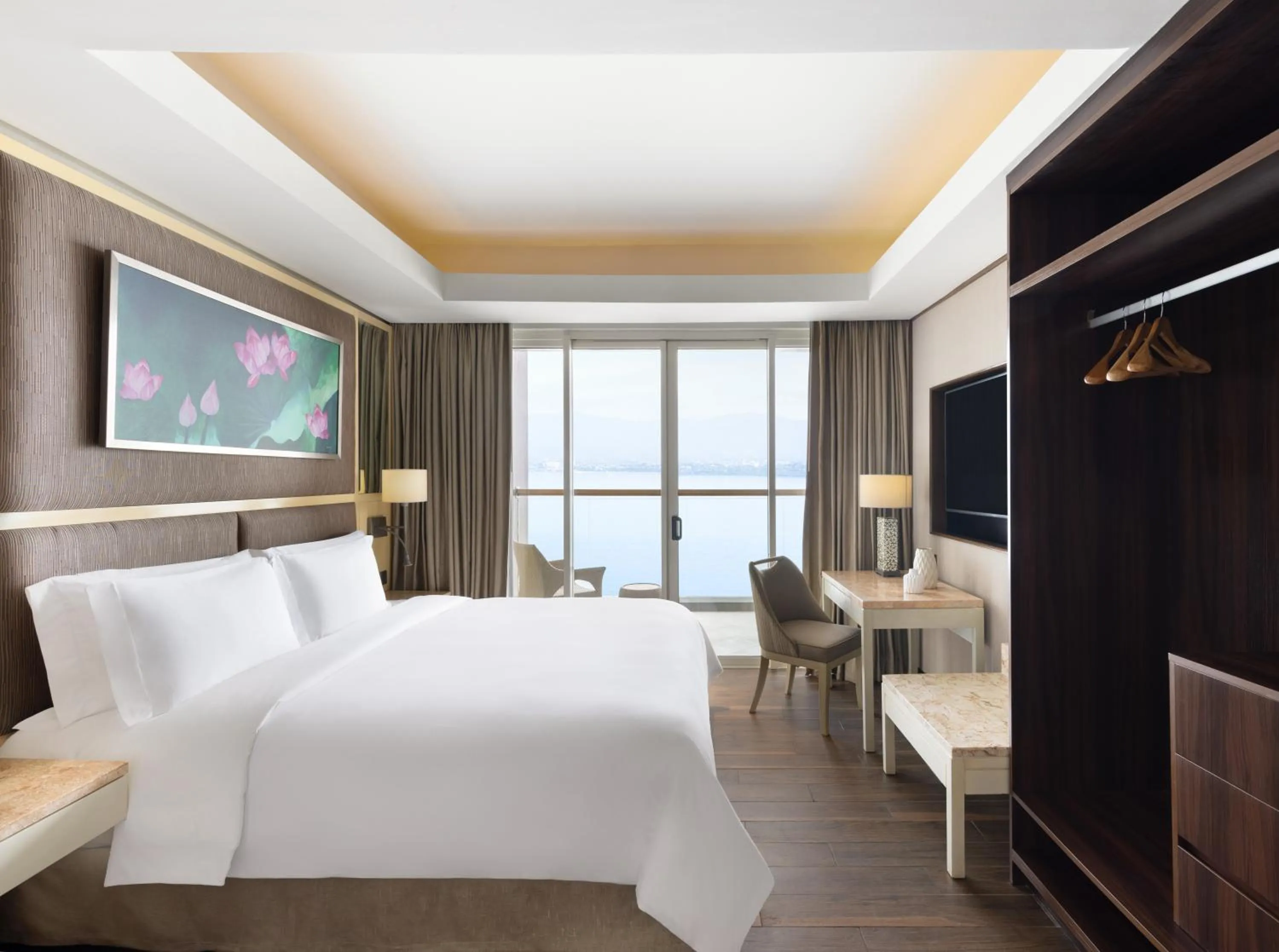 Bed in Dusit Thani Mactan Cebu Resort