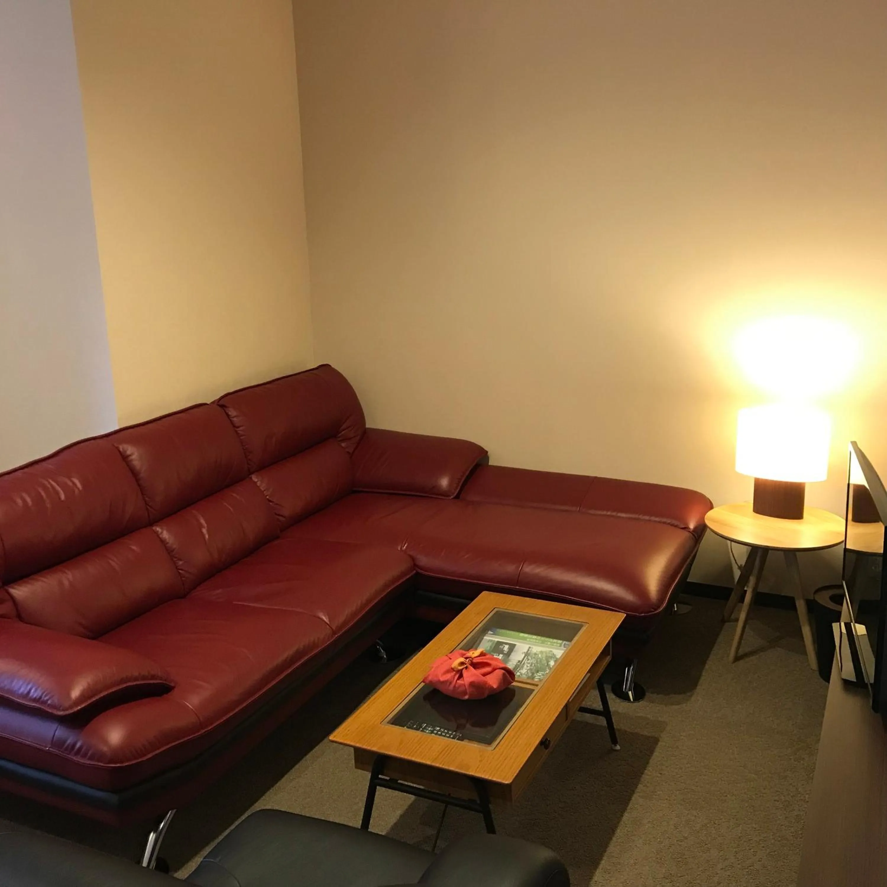 Seating area in Sengokuhara Hisanoha