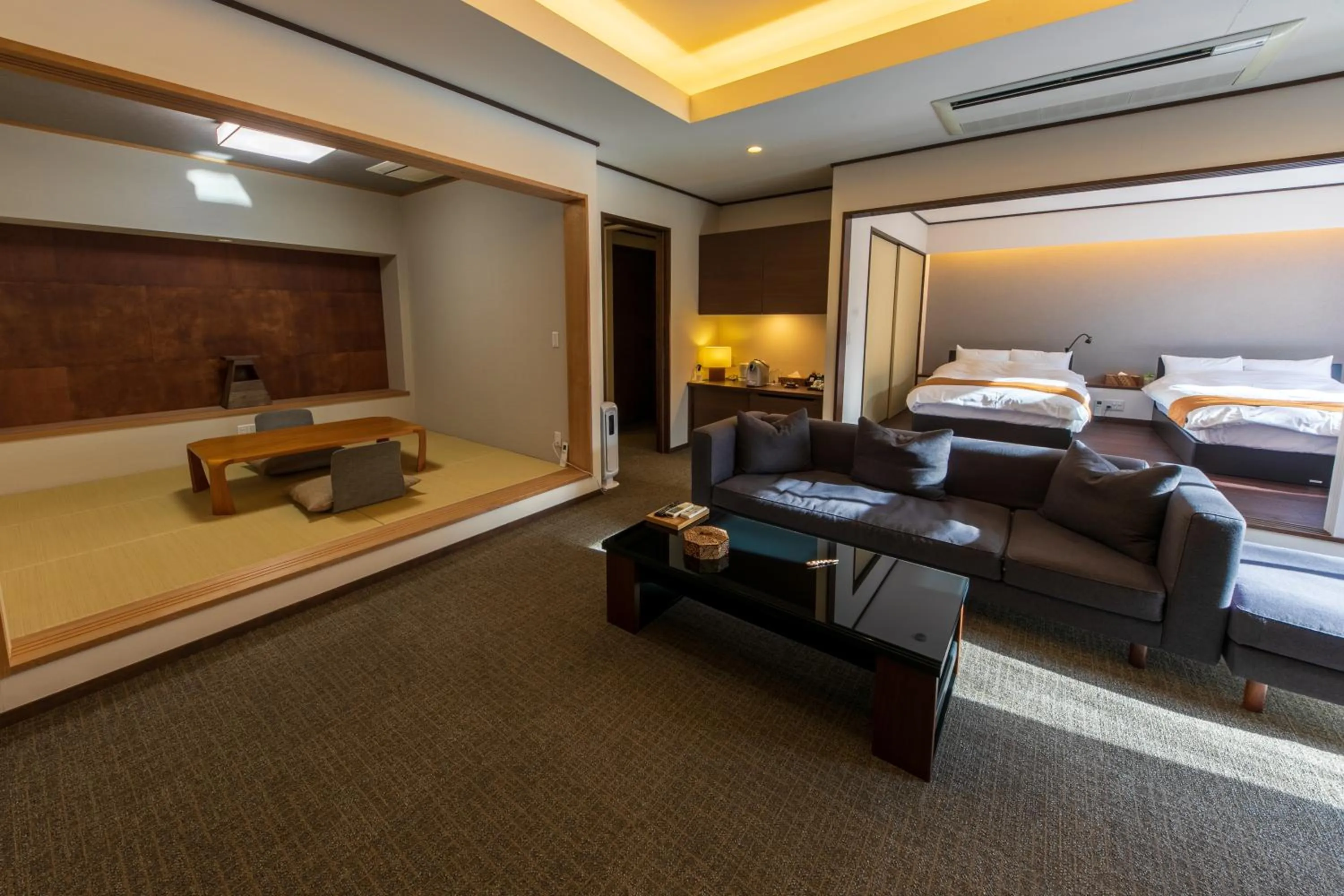 Living room, Bed in Sengokuhara Hisanoha