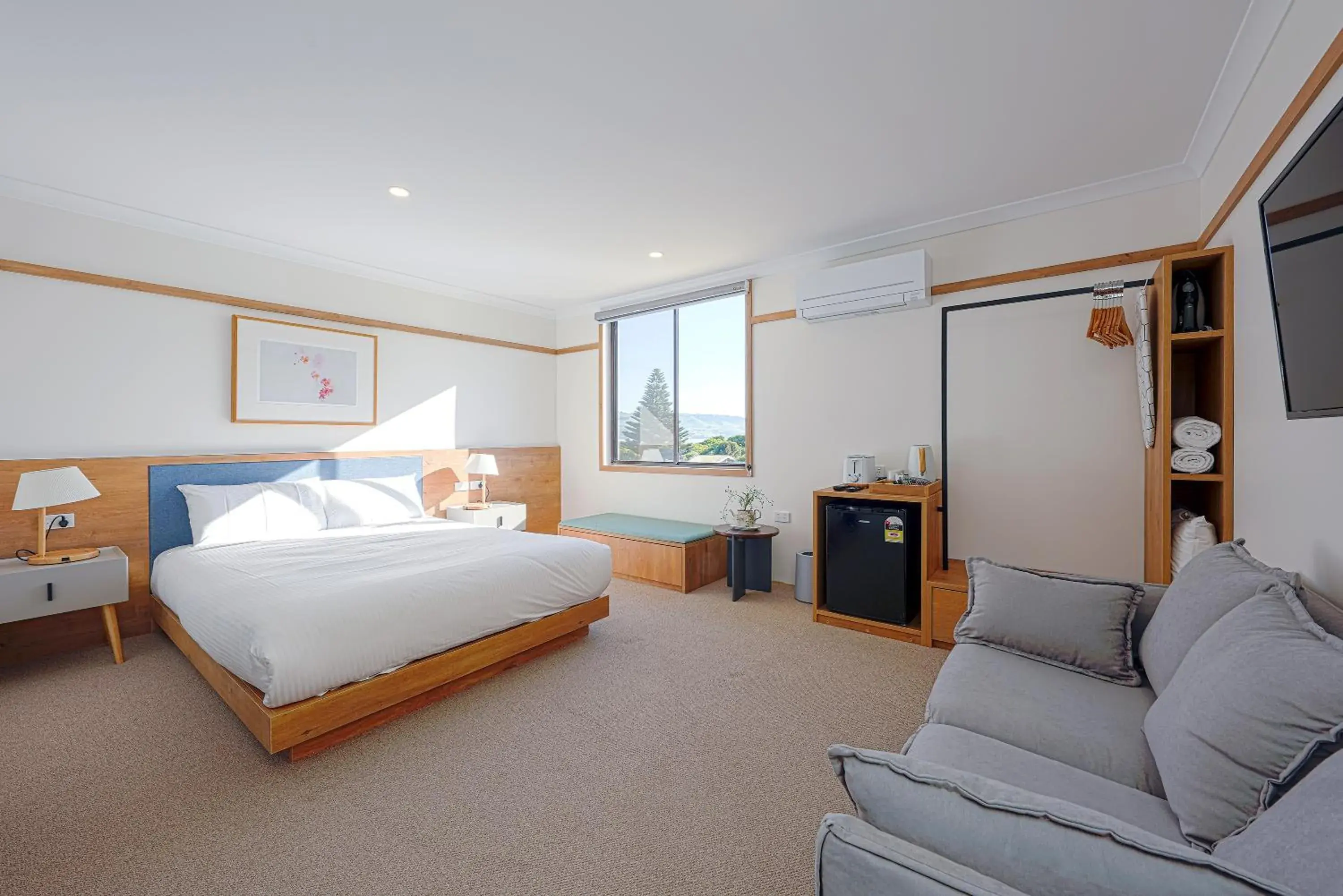 Queen Room with Sea View in Blue Ocean Motel Apollo Bay Queen Room with Sea View in Blue Ocean Motel Apollo Bay