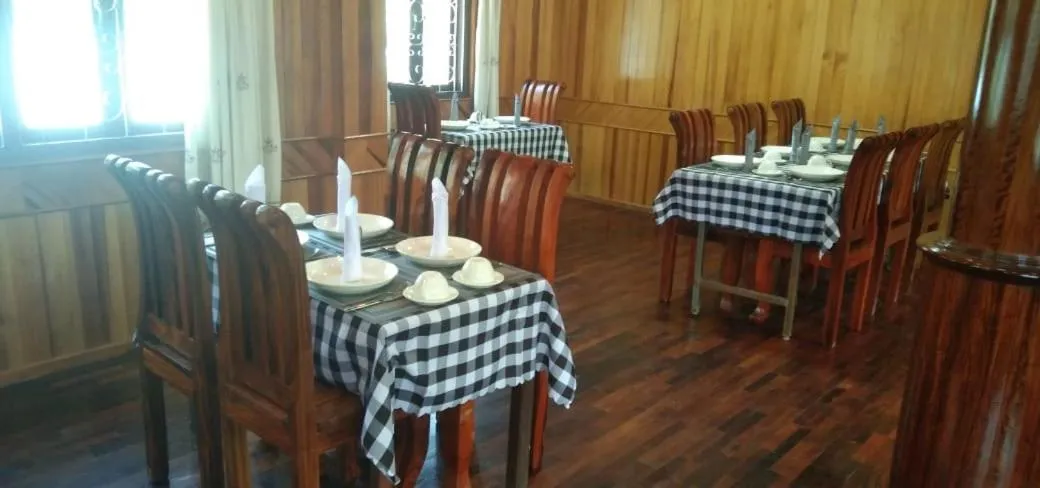 Restaurant/places to eat in Sipanya Guesthouse