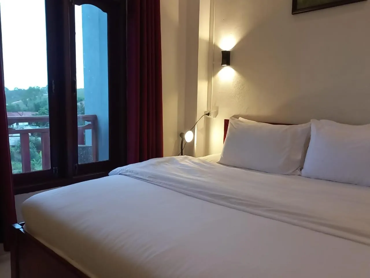 Bedroom, Bed in Sipanya Guesthouse