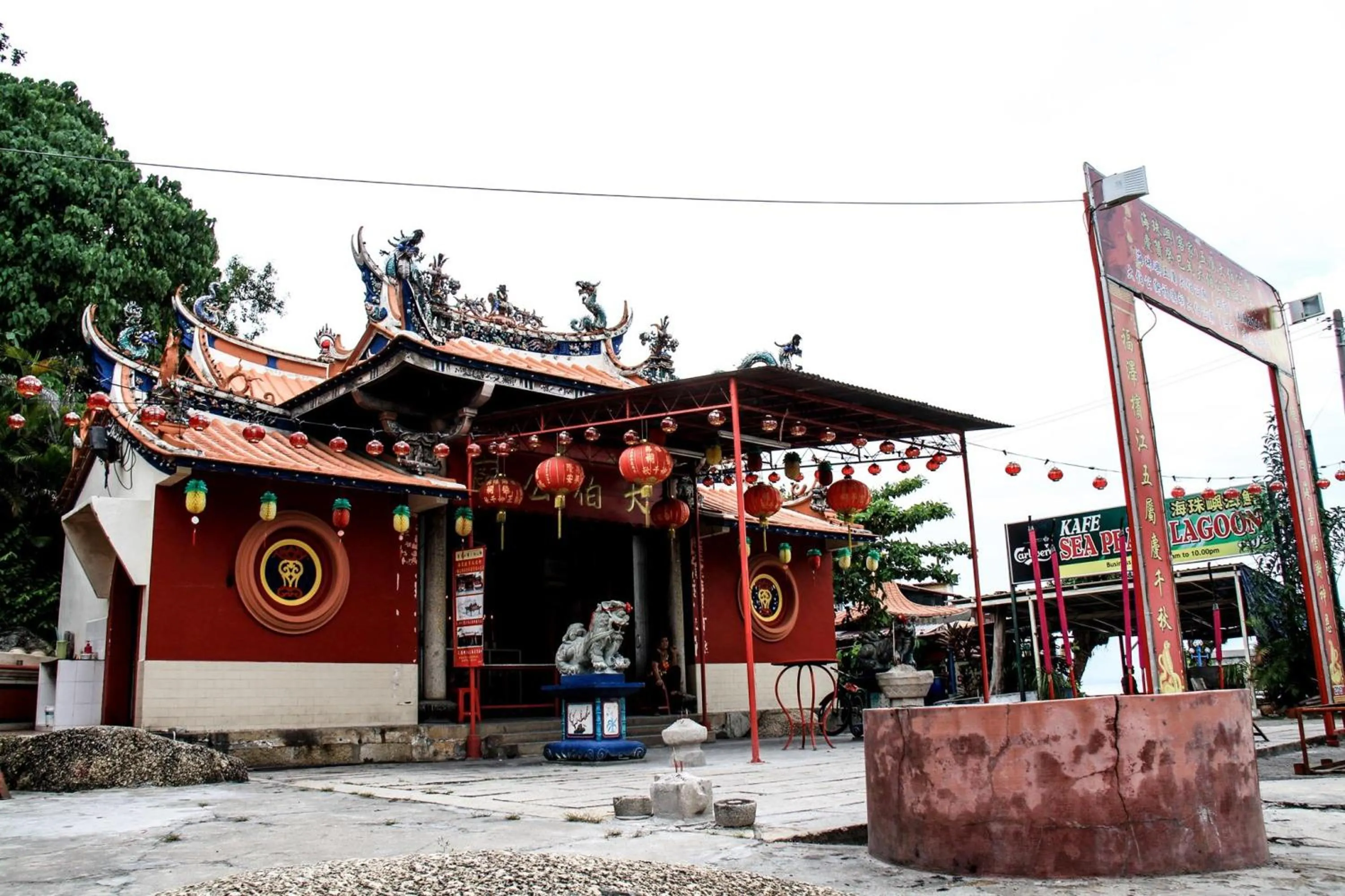 Nearby landmark in 8 Boutique By The Sea