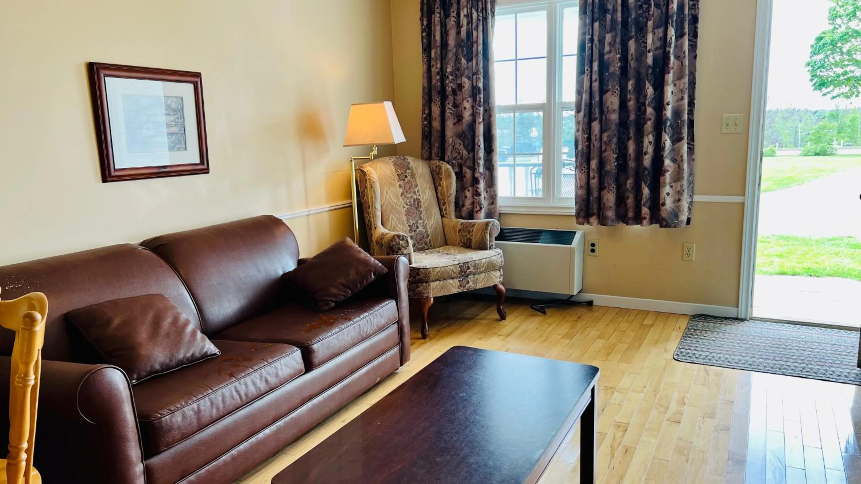 Anne Shirley Motel & Cottages