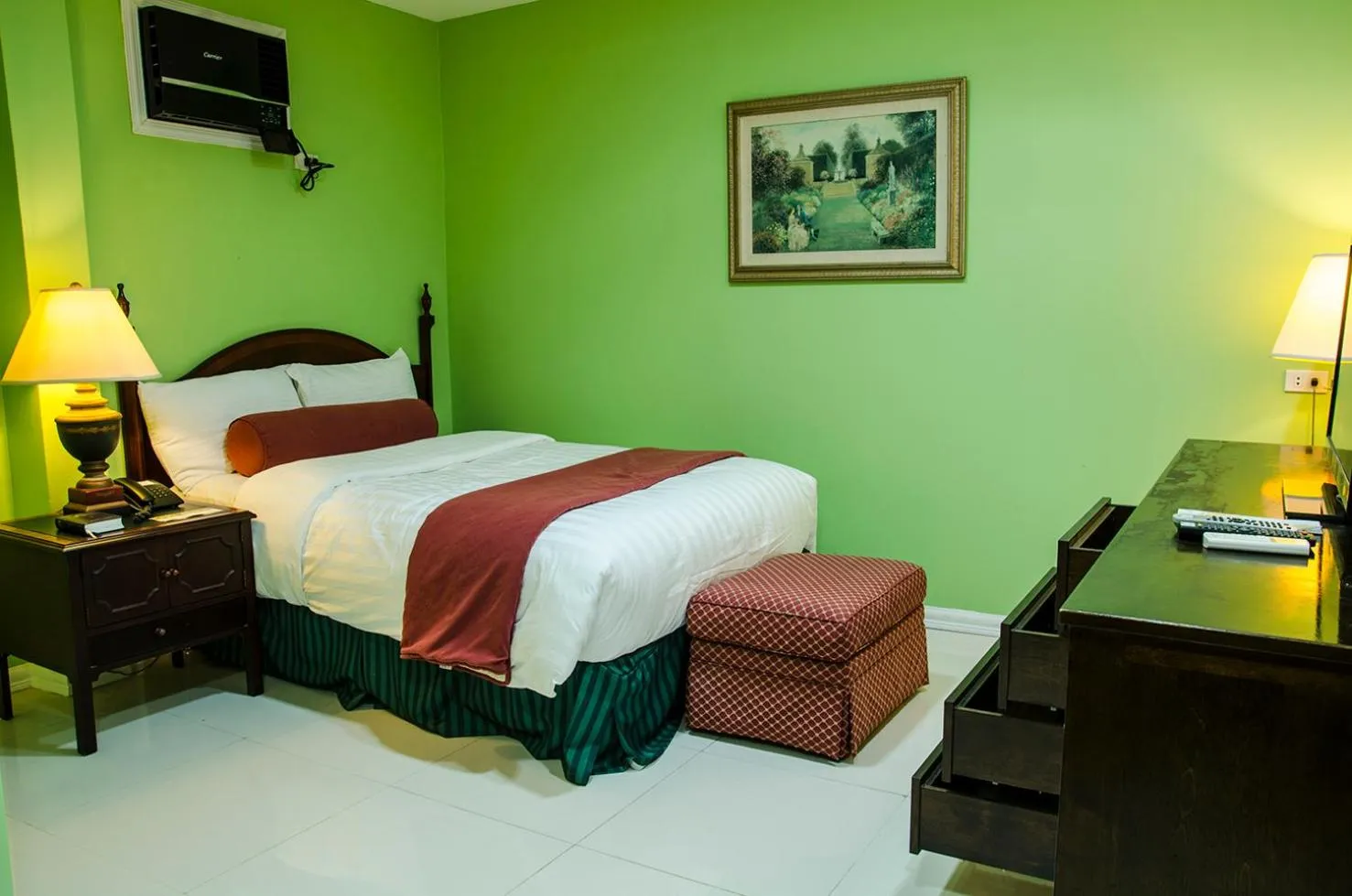 Bed in Dreamwave Hotel Santiago