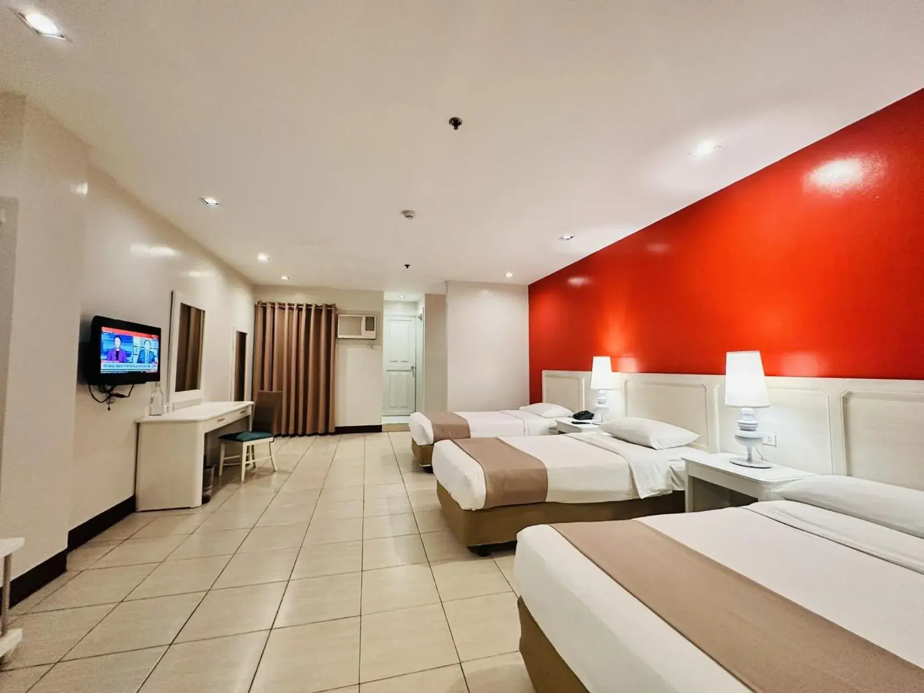 Econo Suite in Ecotel by L'Fisher Econo Suite in Ecotel by L'Fisher