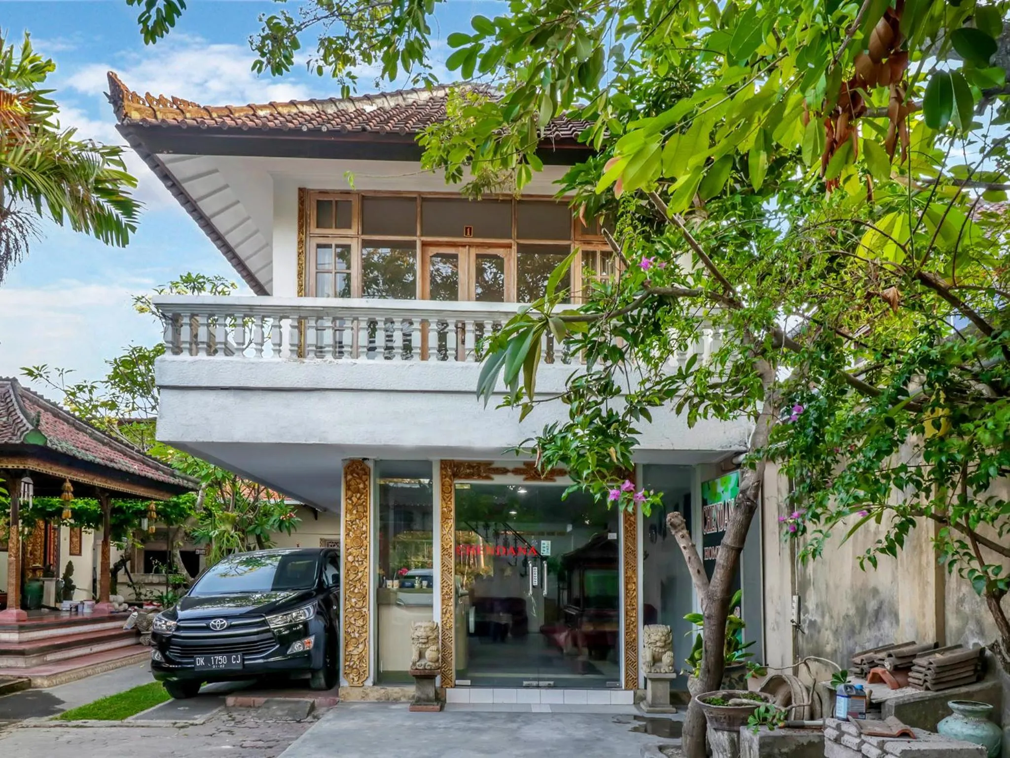 Facade/entrance in Chendana Homestay Bali