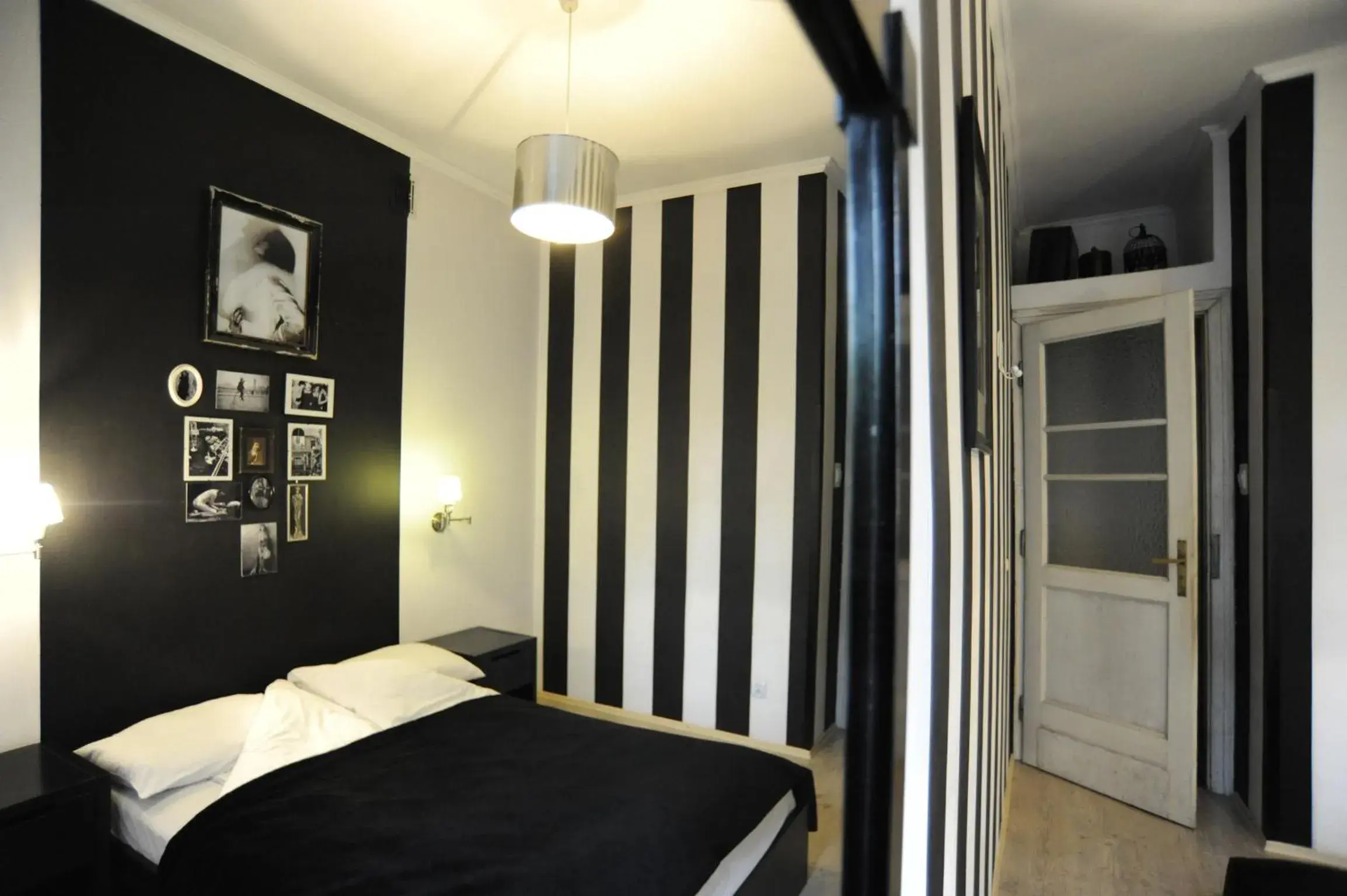Photo of the whole room, Bed in Hostel Deco