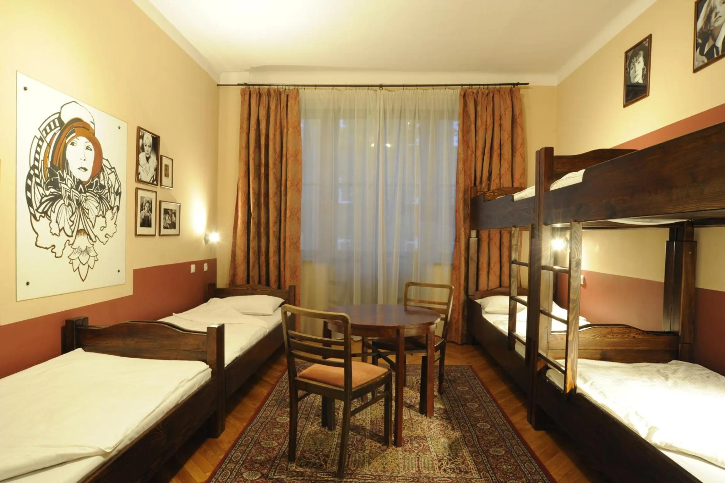 Photo of the whole room, Bed in Hostel Deco