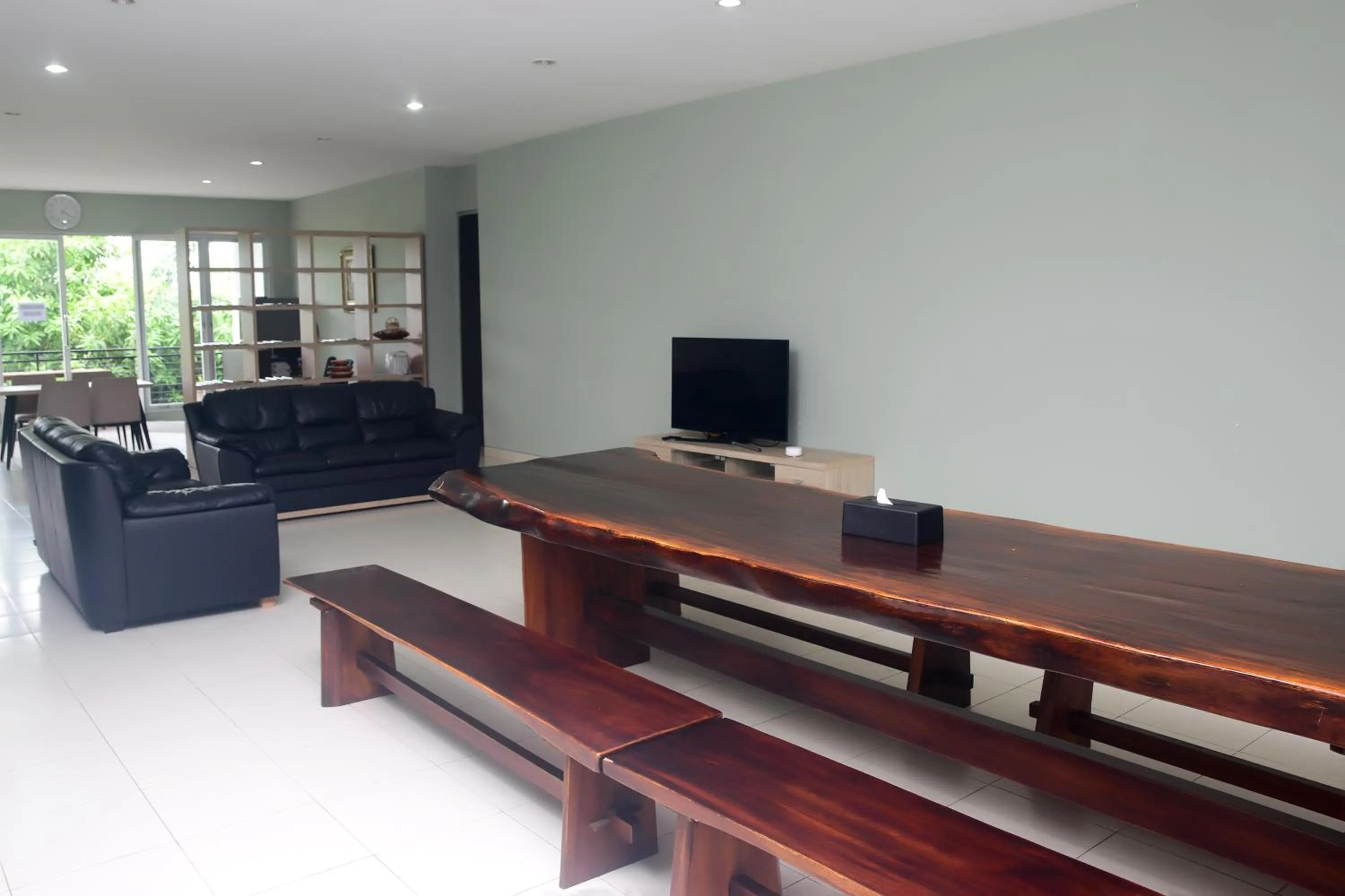 Communal lounge/ TV room in Footprints Xperience