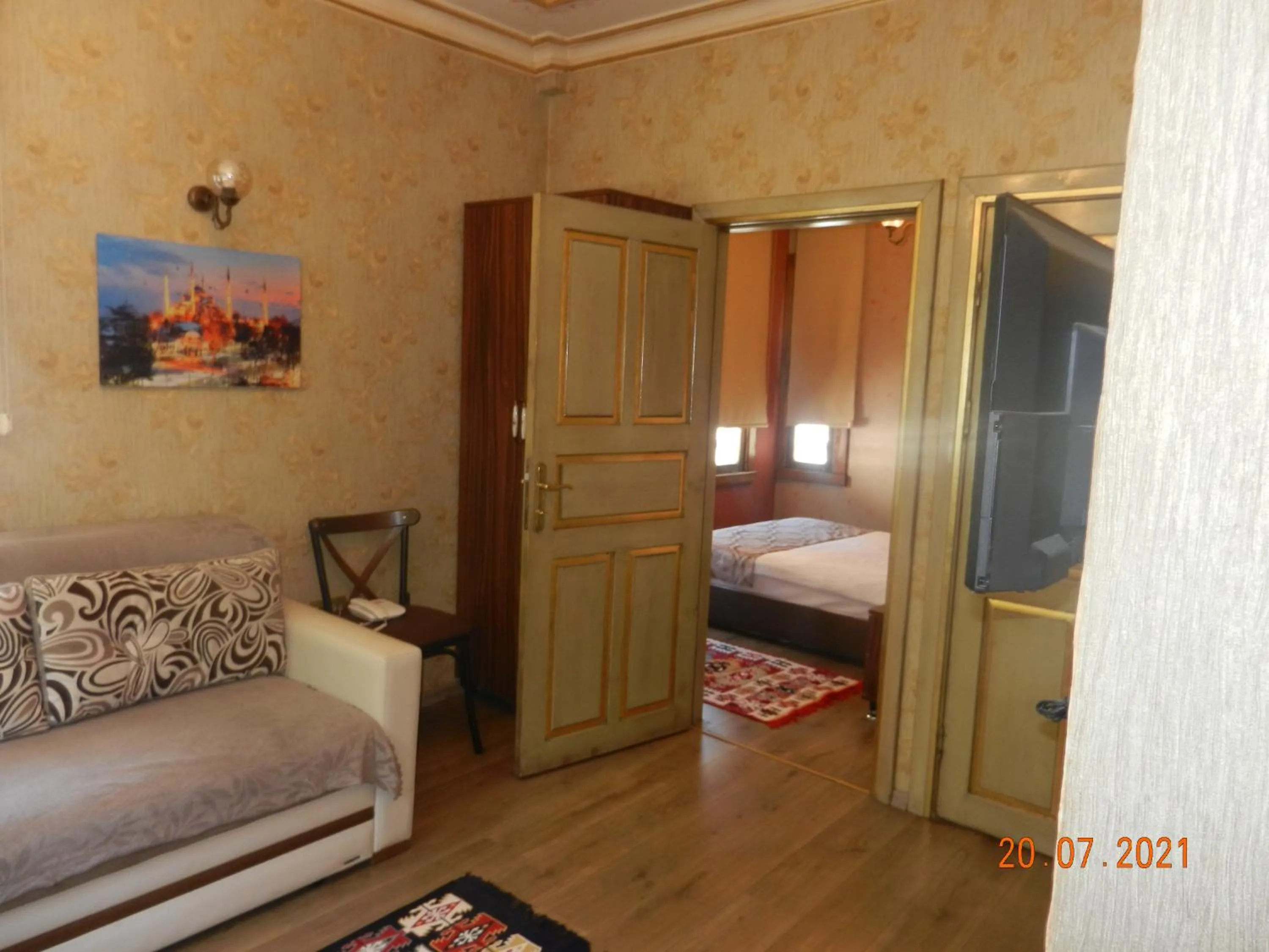 Living room, Bed in Royal Suites Sultanahmet