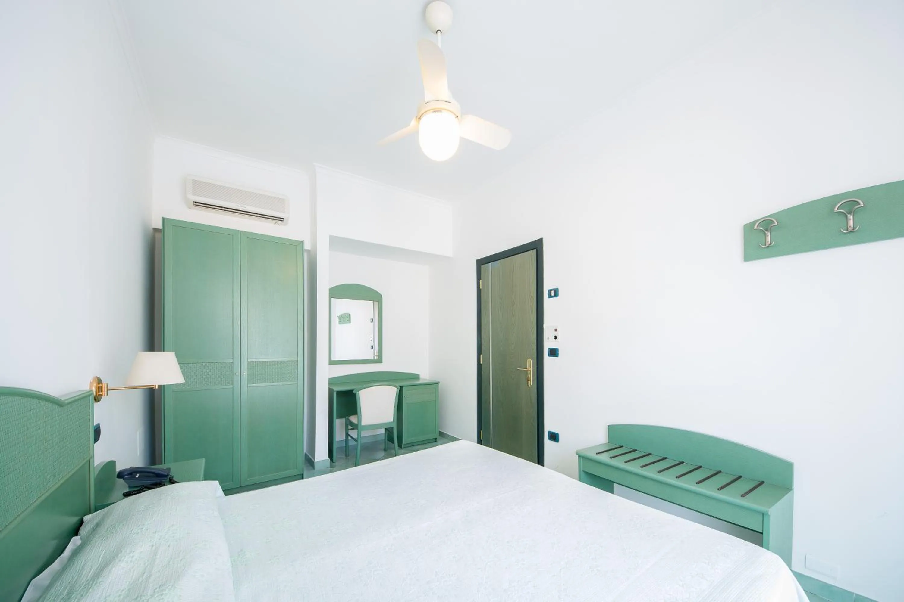 Bedroom, Bed in La Residenza Aparthotel