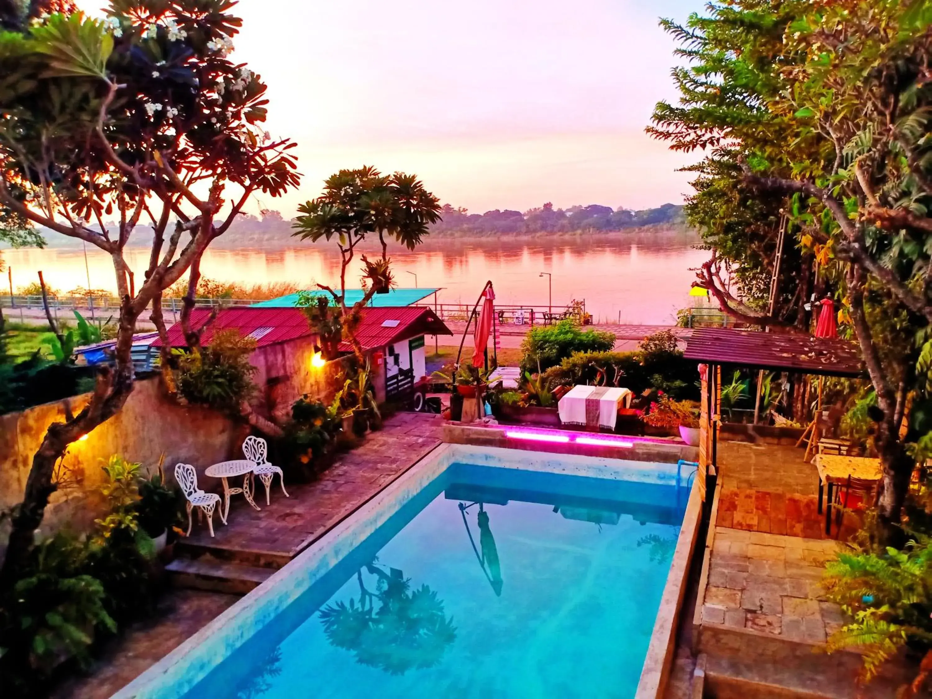 River view in Sofa Gallery Hotel River view in Sofa Gallery Hotel