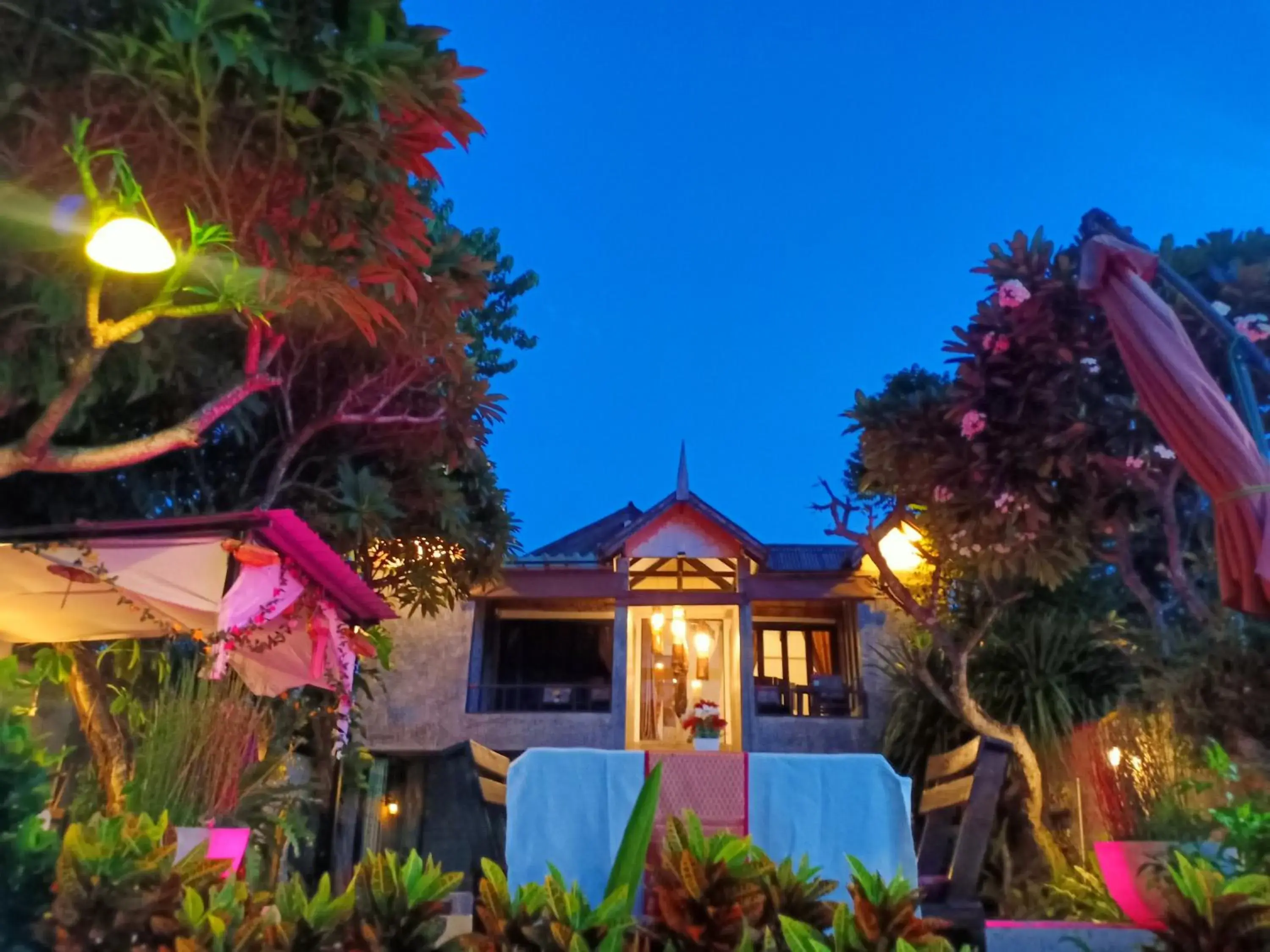 Restaurant/places to eat in Sofa Gallery Hotel Restaurant/places to eat in Sofa Gallery Hotel